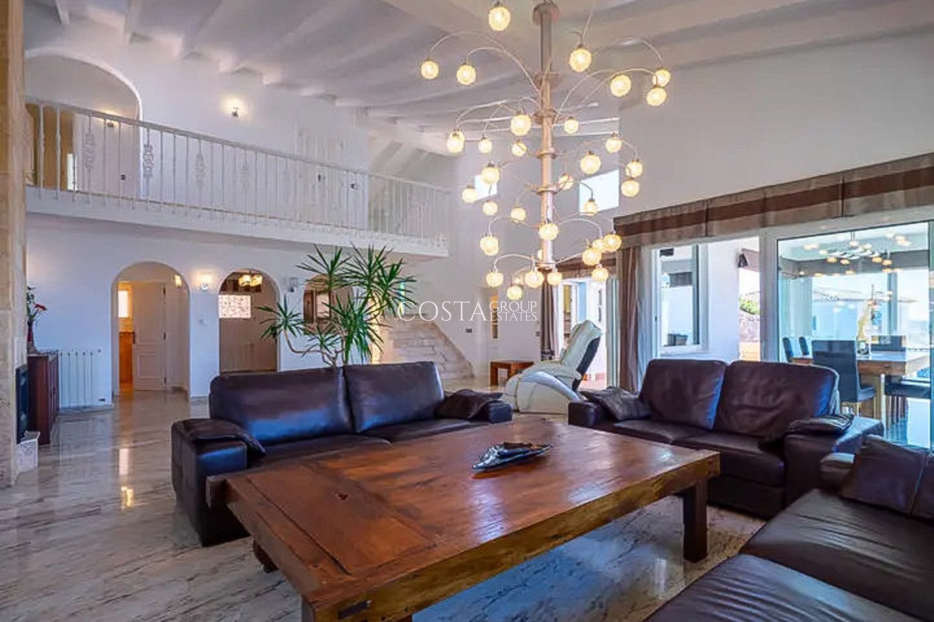 Herverkoop - Villa -
Teulada - Moraira