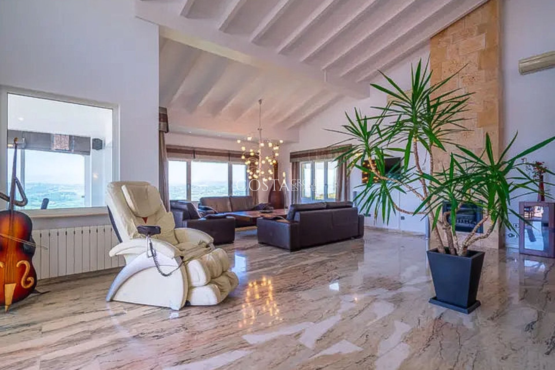 Herverkoop - Villa -
Teulada - Moraira