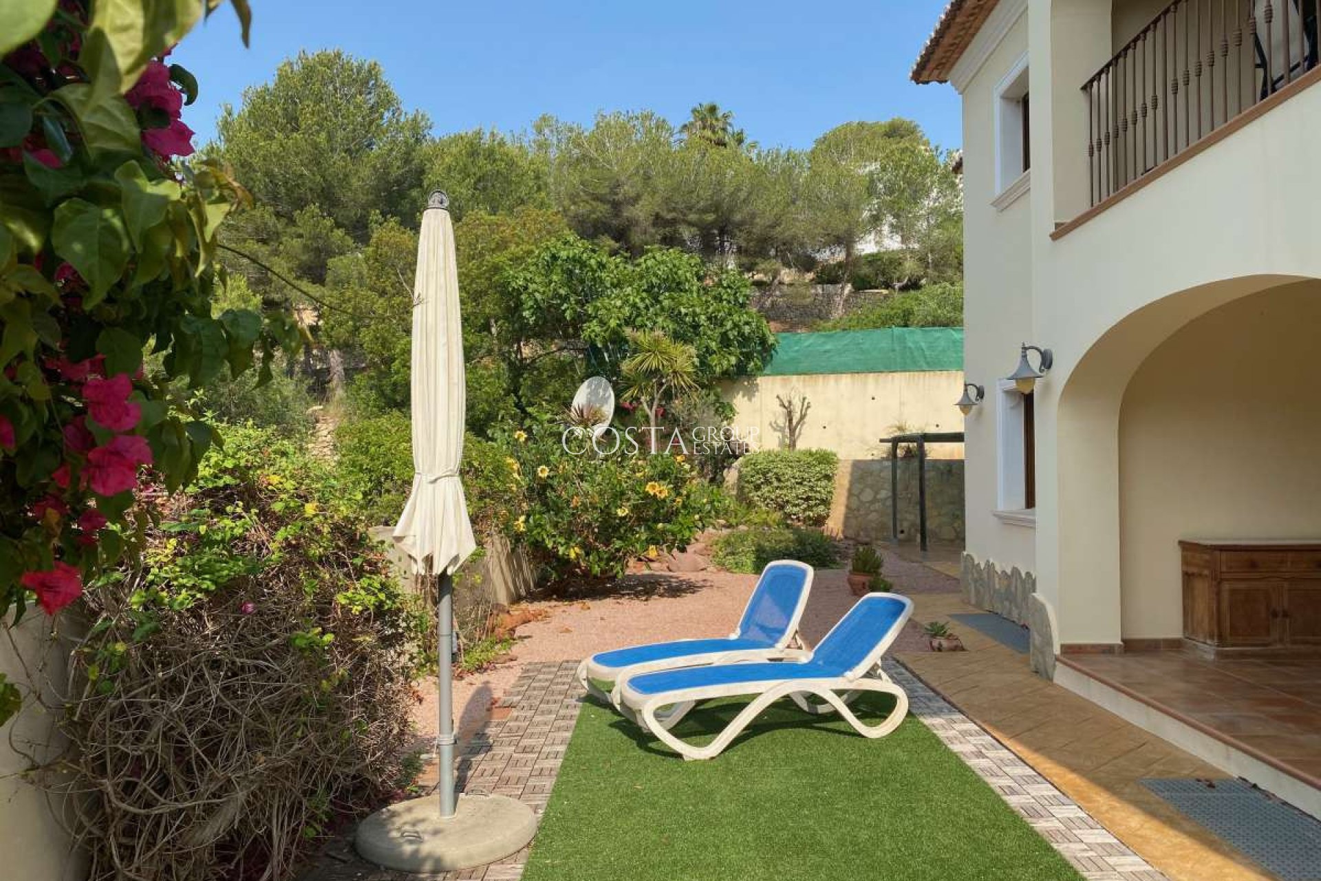 Herverkoop - Villa -
Teulada - Moraira