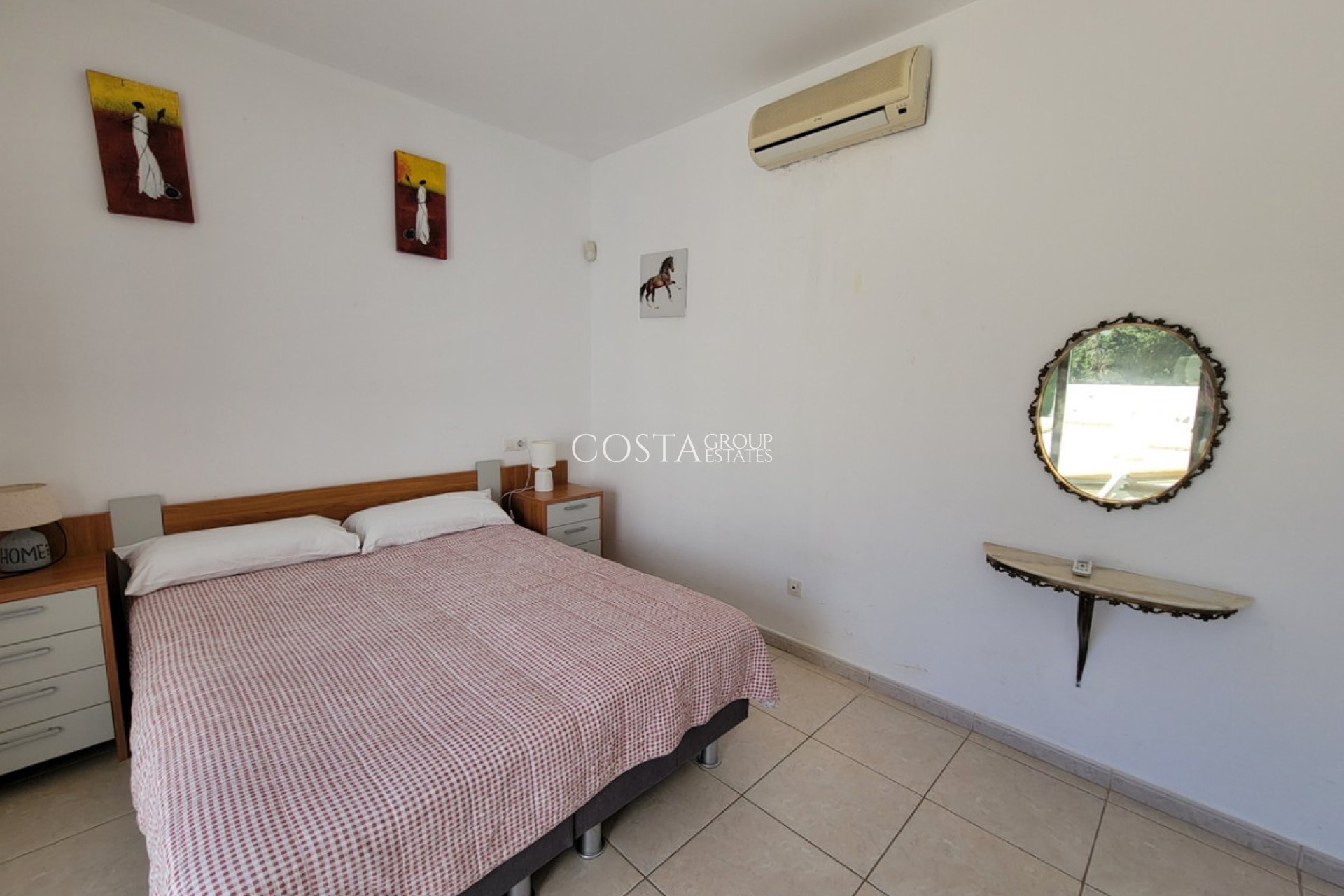 Herverkoop - Villa -
Teulada - Moraira