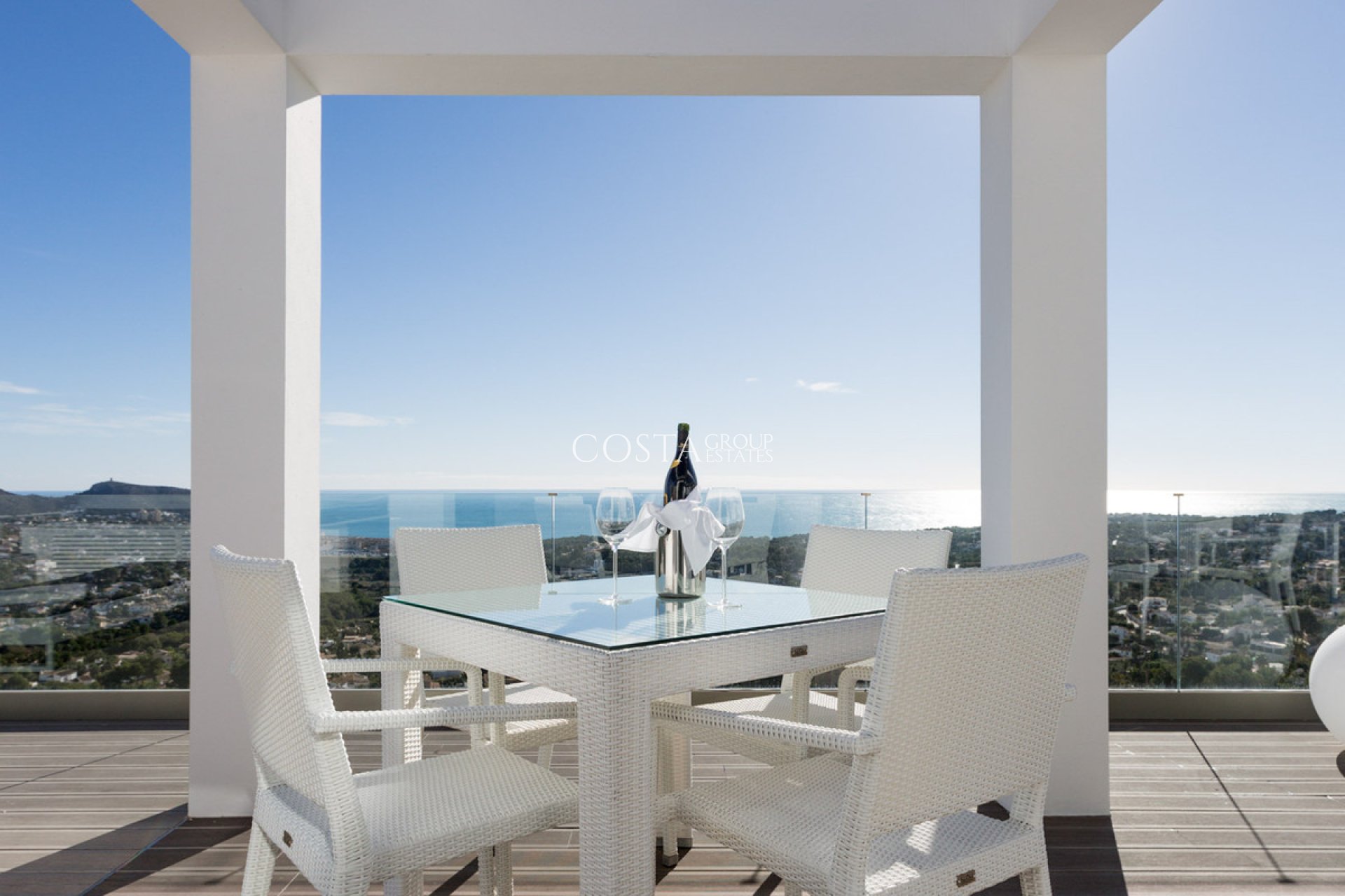 Herverkoop - Villa -
Teulada - Moraira