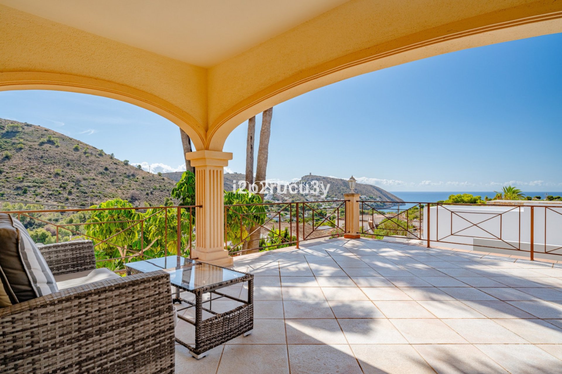 Herverkoop - Villa -
Teulada - Moraira
