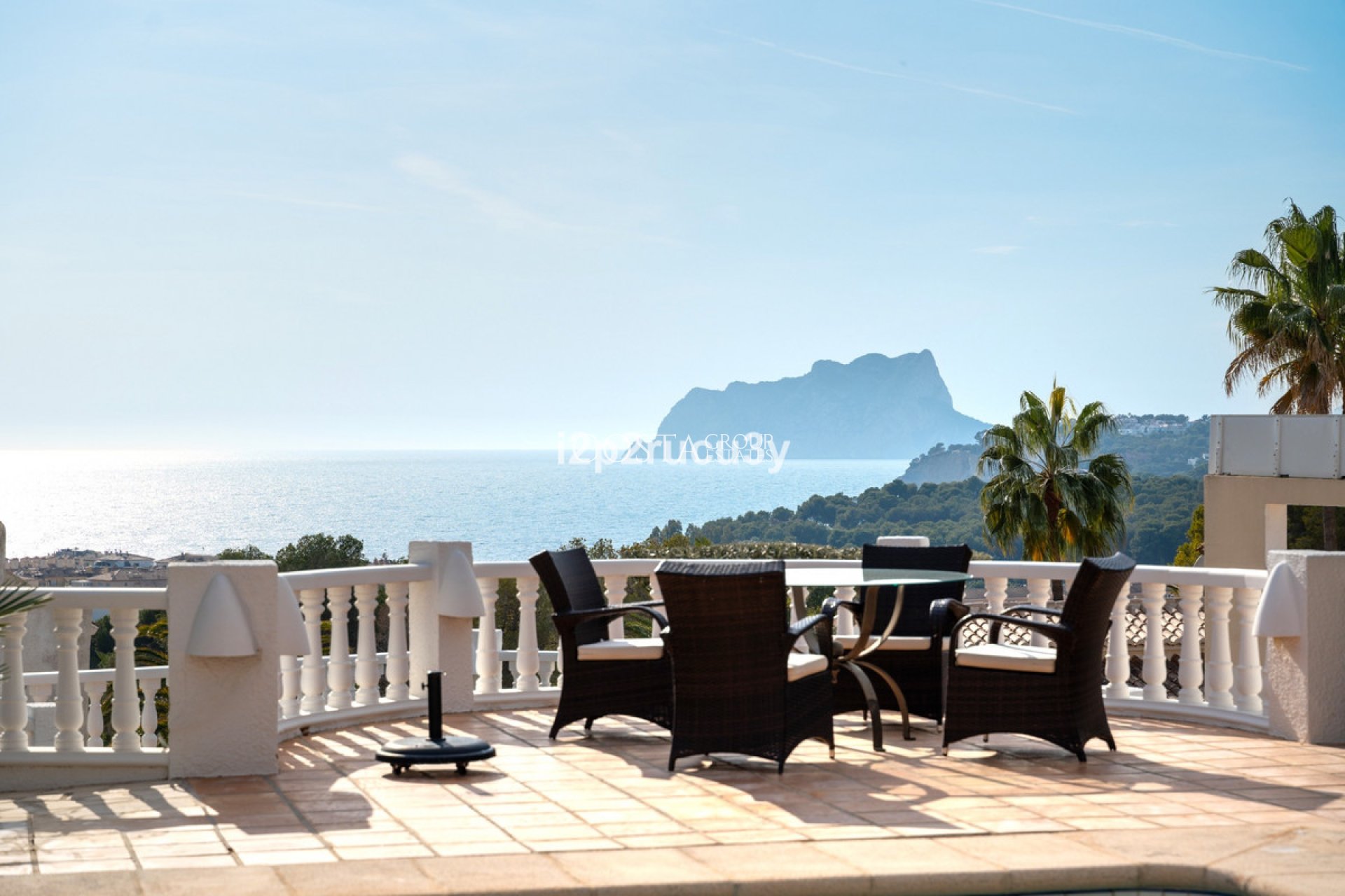 Herverkoop - Villa -
Teulada - Moraira