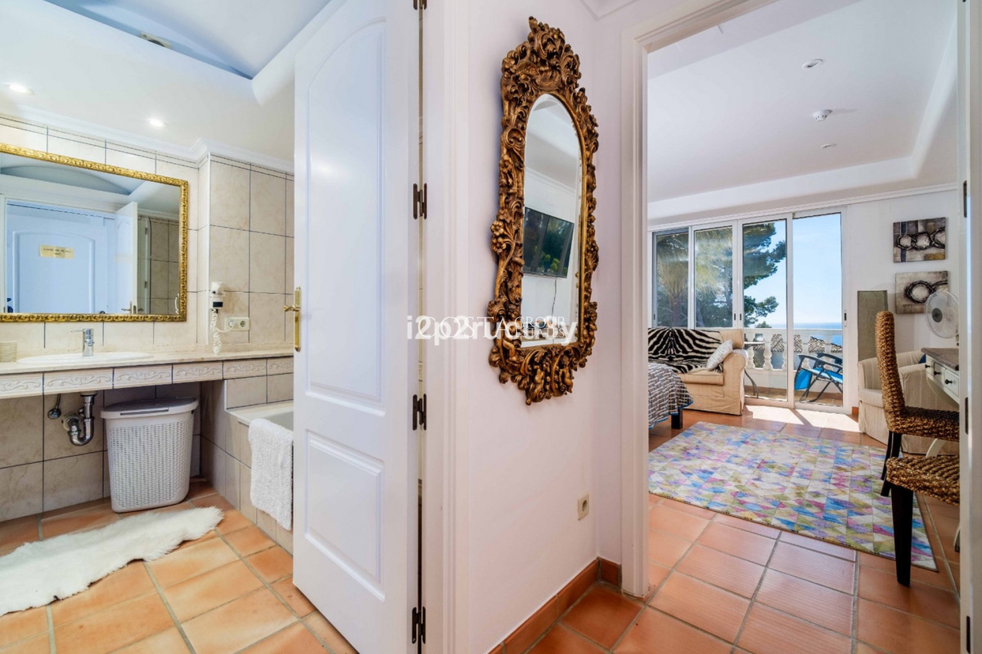 Herverkoop - Villa -
Teulada - Moraira