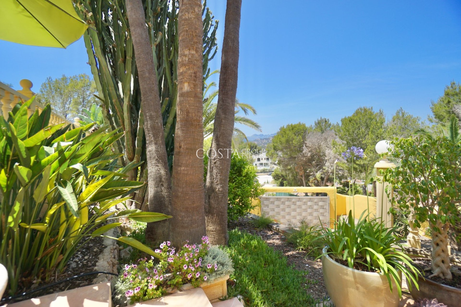 Herverkoop - Villa -
Teulada - Moraira