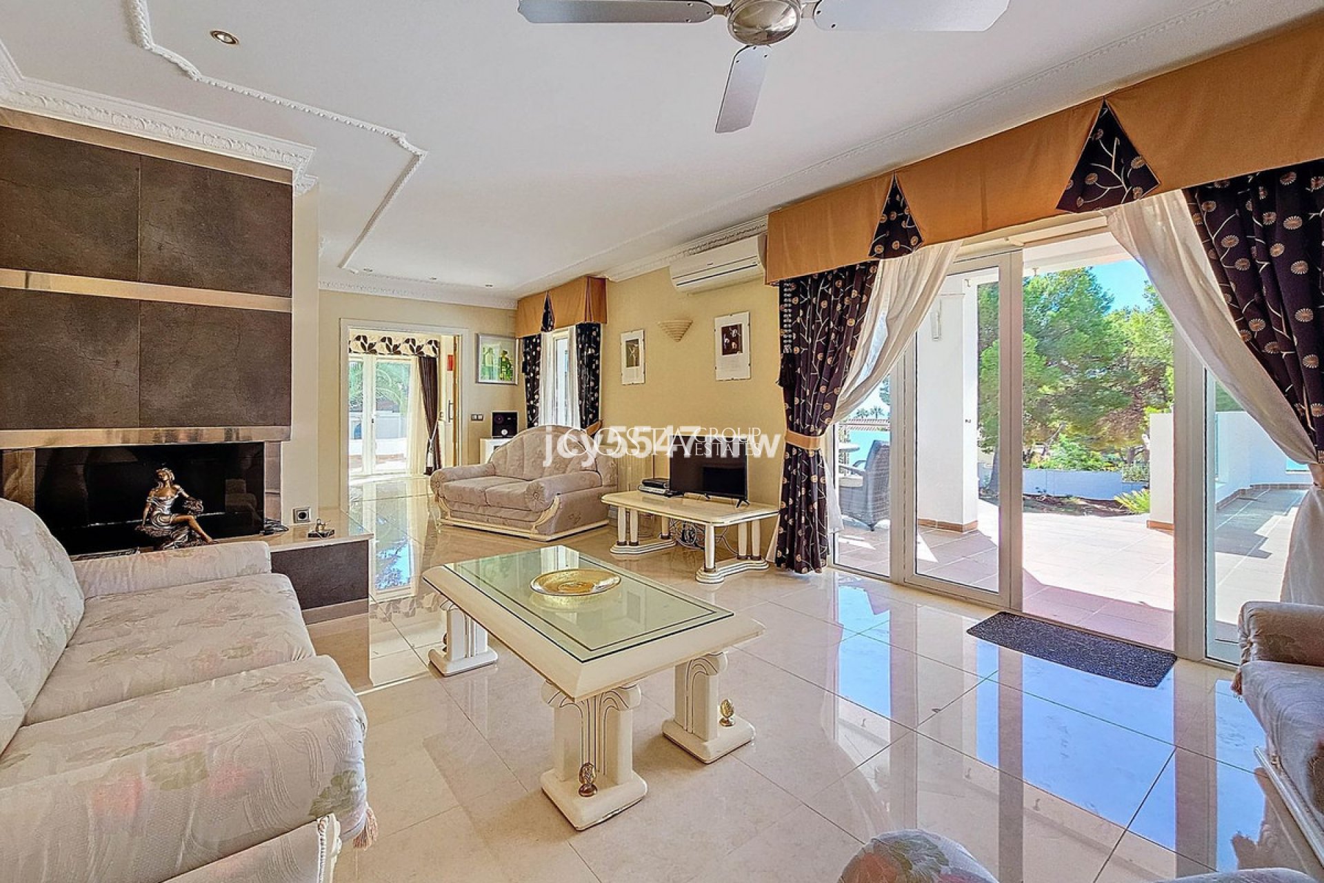 Herverkoop - Villa -
Teulada - Moraira