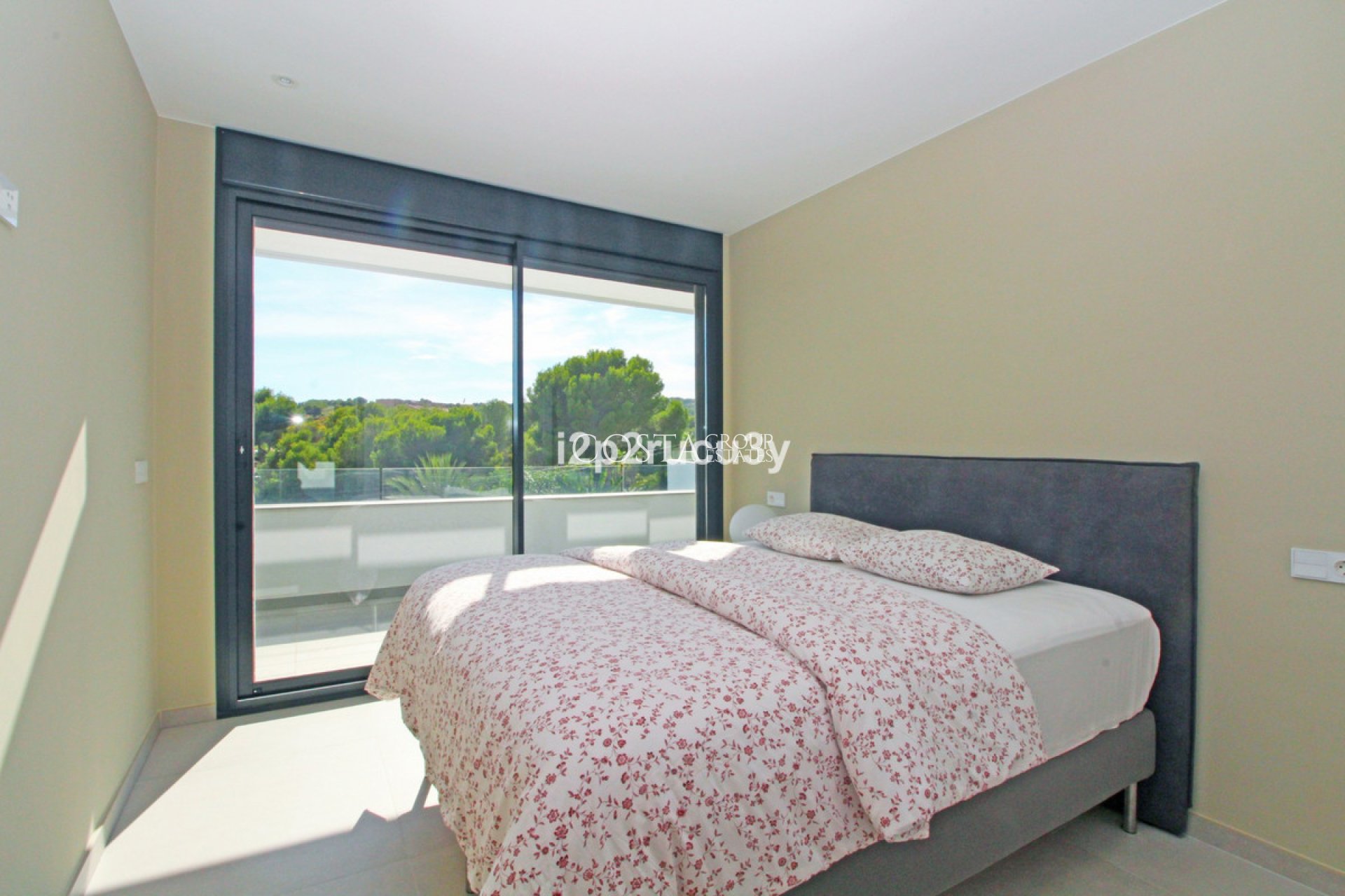 Herverkoop - Villa -
Teulada - Moraira