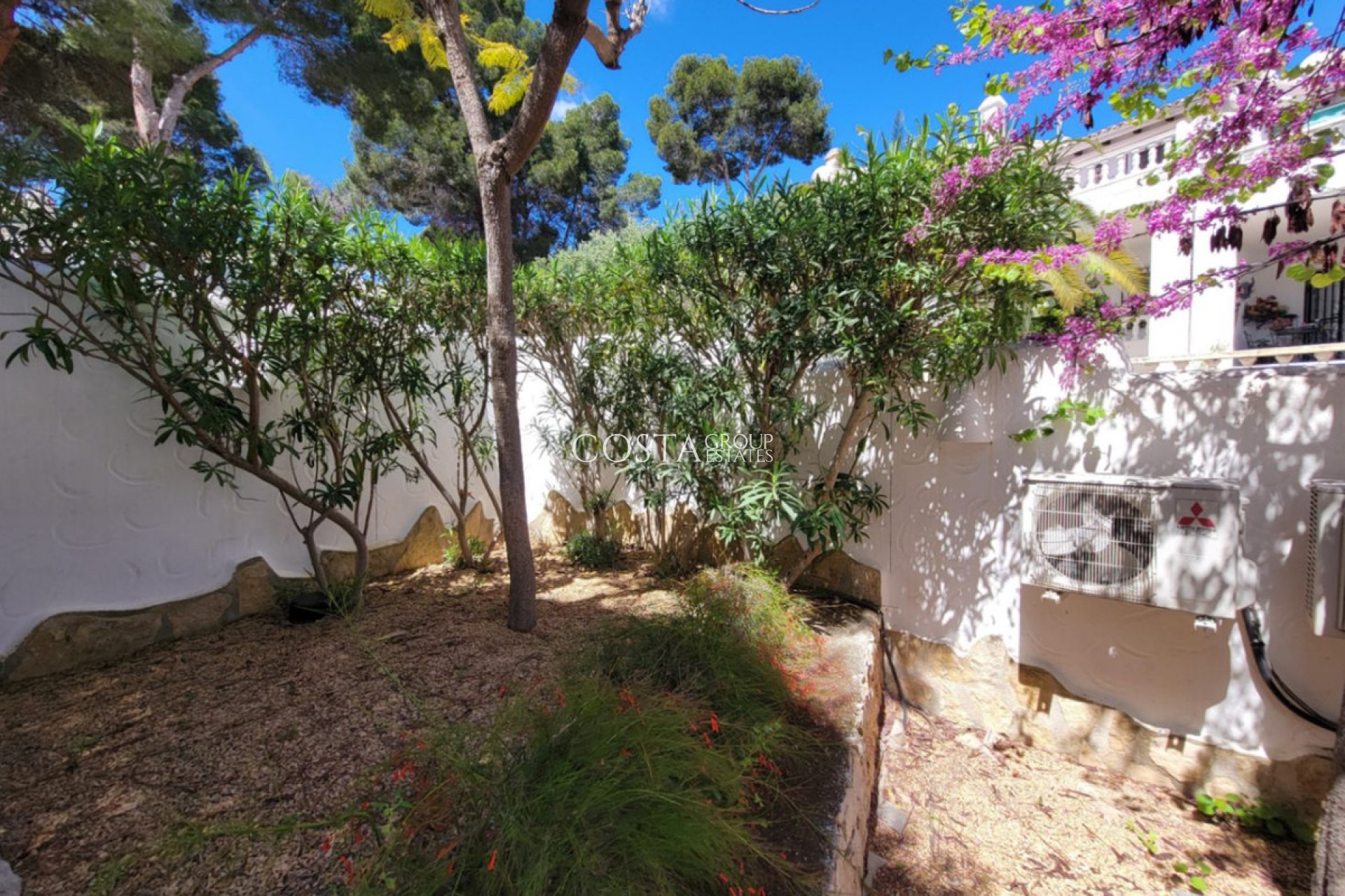 Herverkoop - Villa -
Teulada - Moraira