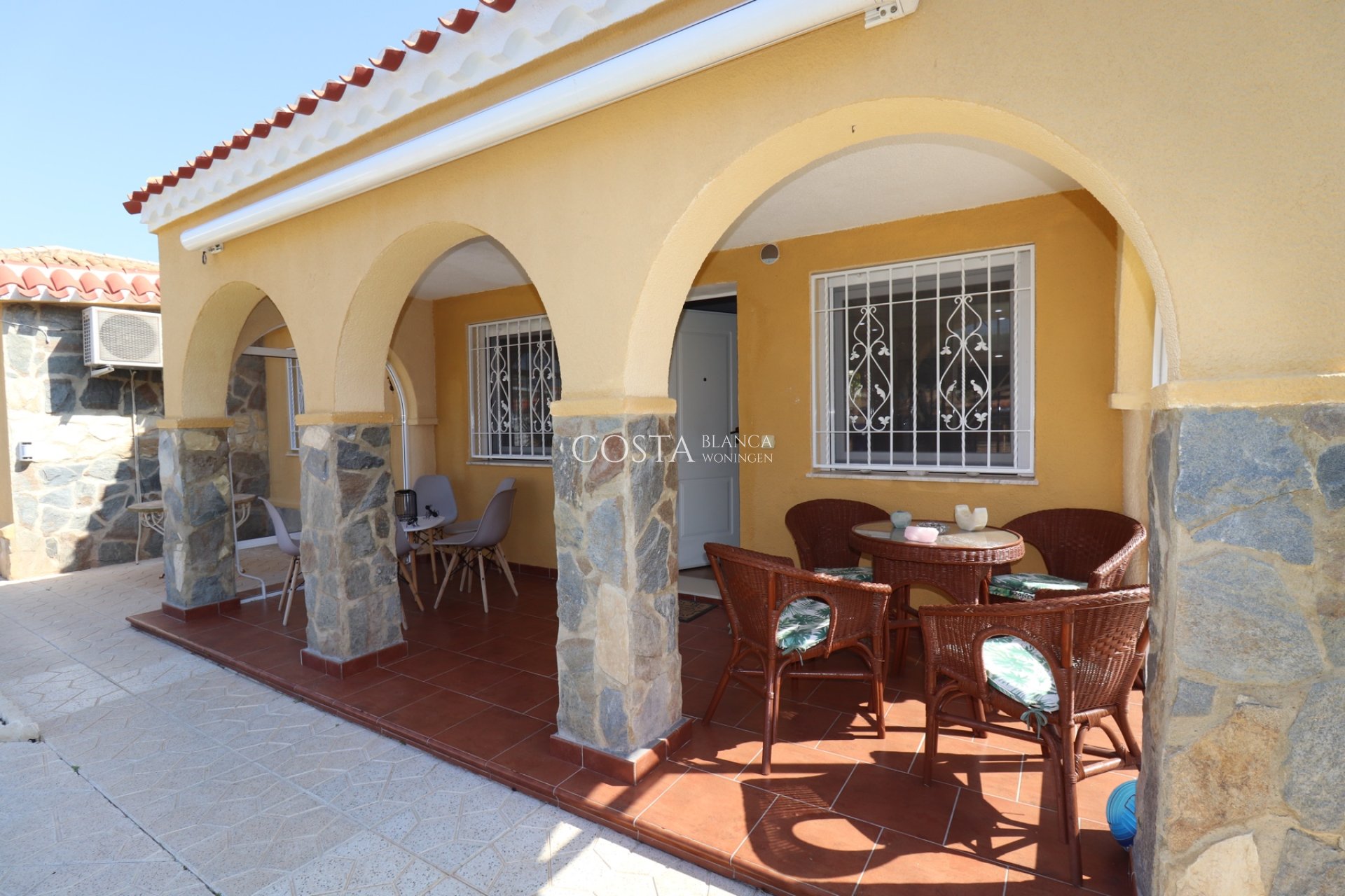 Herverkoop - Villa -
Torrevieja - Chaparral