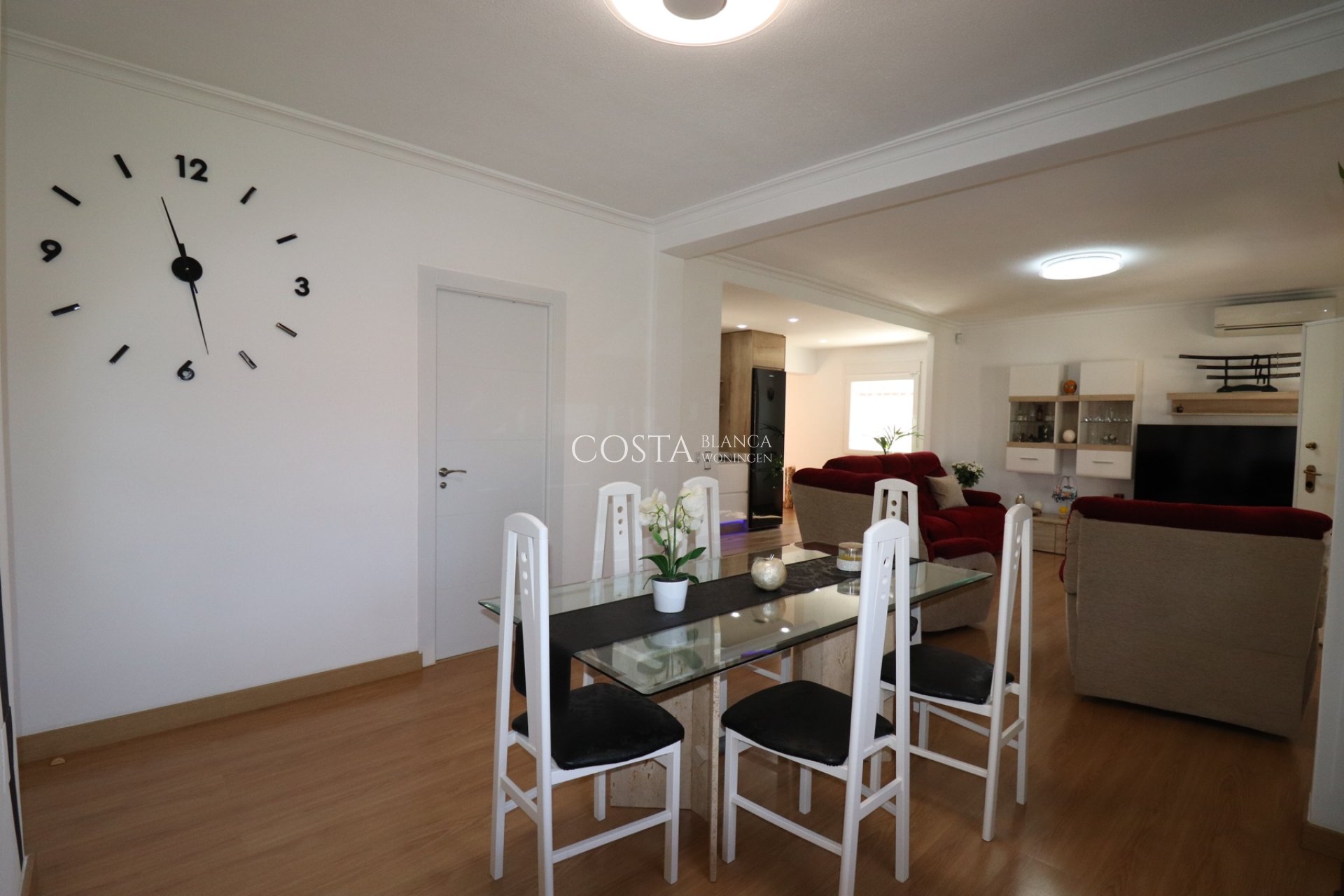 Herverkoop - Villa -
Torrevieja - Chaparral