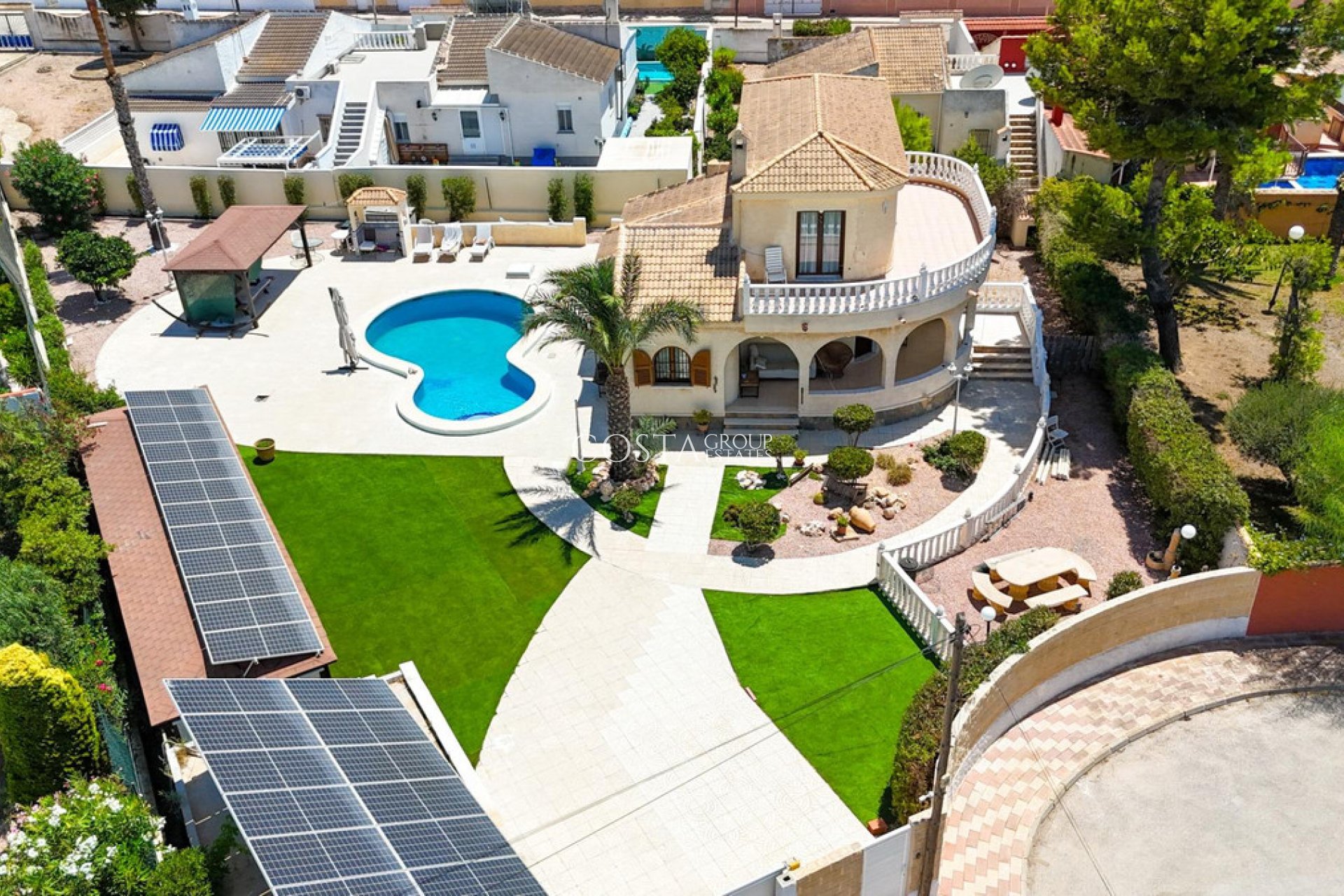 Herverkoop - Villa -
Torrevieja - El Chaparral