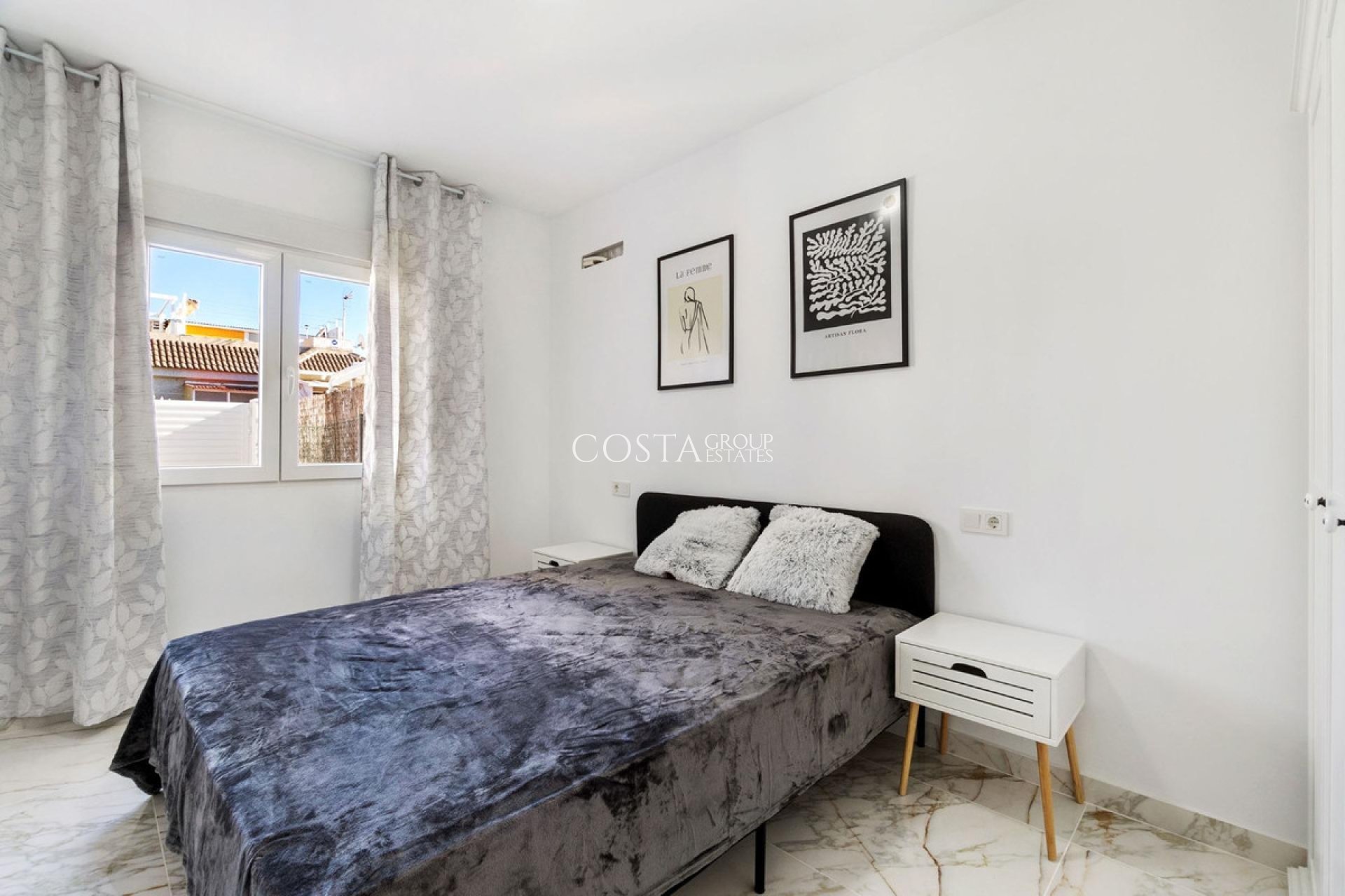 Herverkoop - Villa -
Torrevieja - El Chaparral