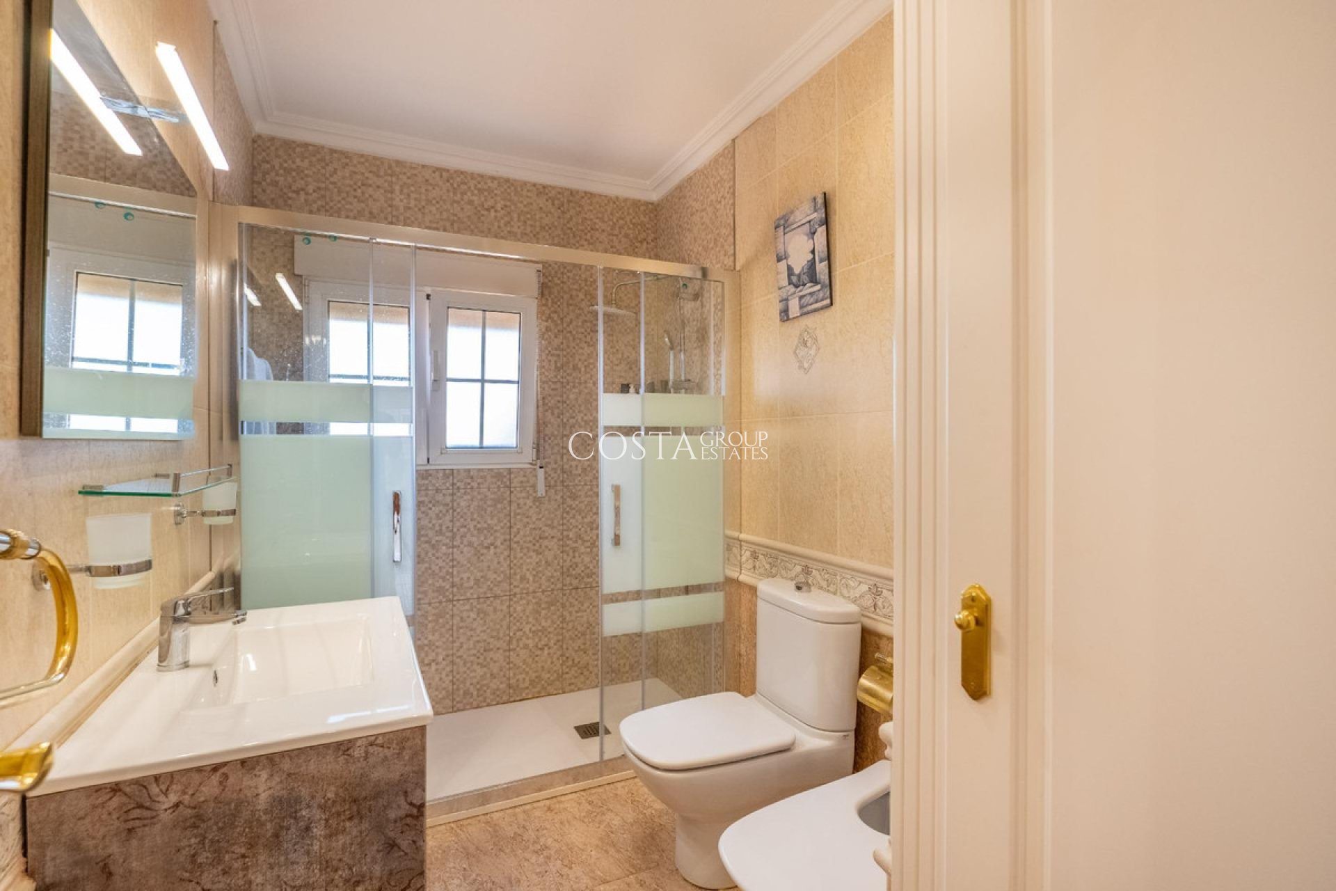 Herverkoop - Villa -
Torrevieja - El Chaparral