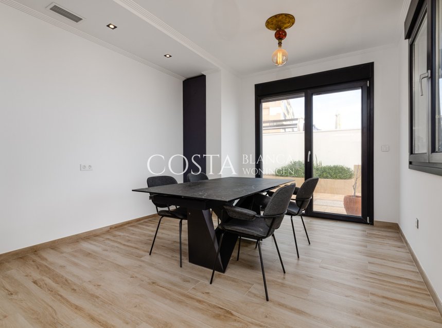 Herverkoop - Villa -
Torrevieja - La Mata