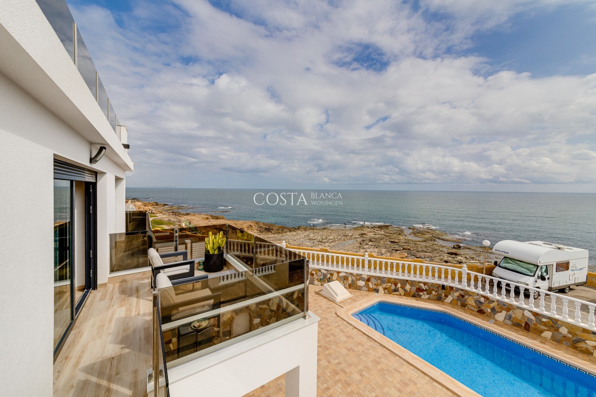 Herverkoop - Villa -
Torrevieja - La Mata