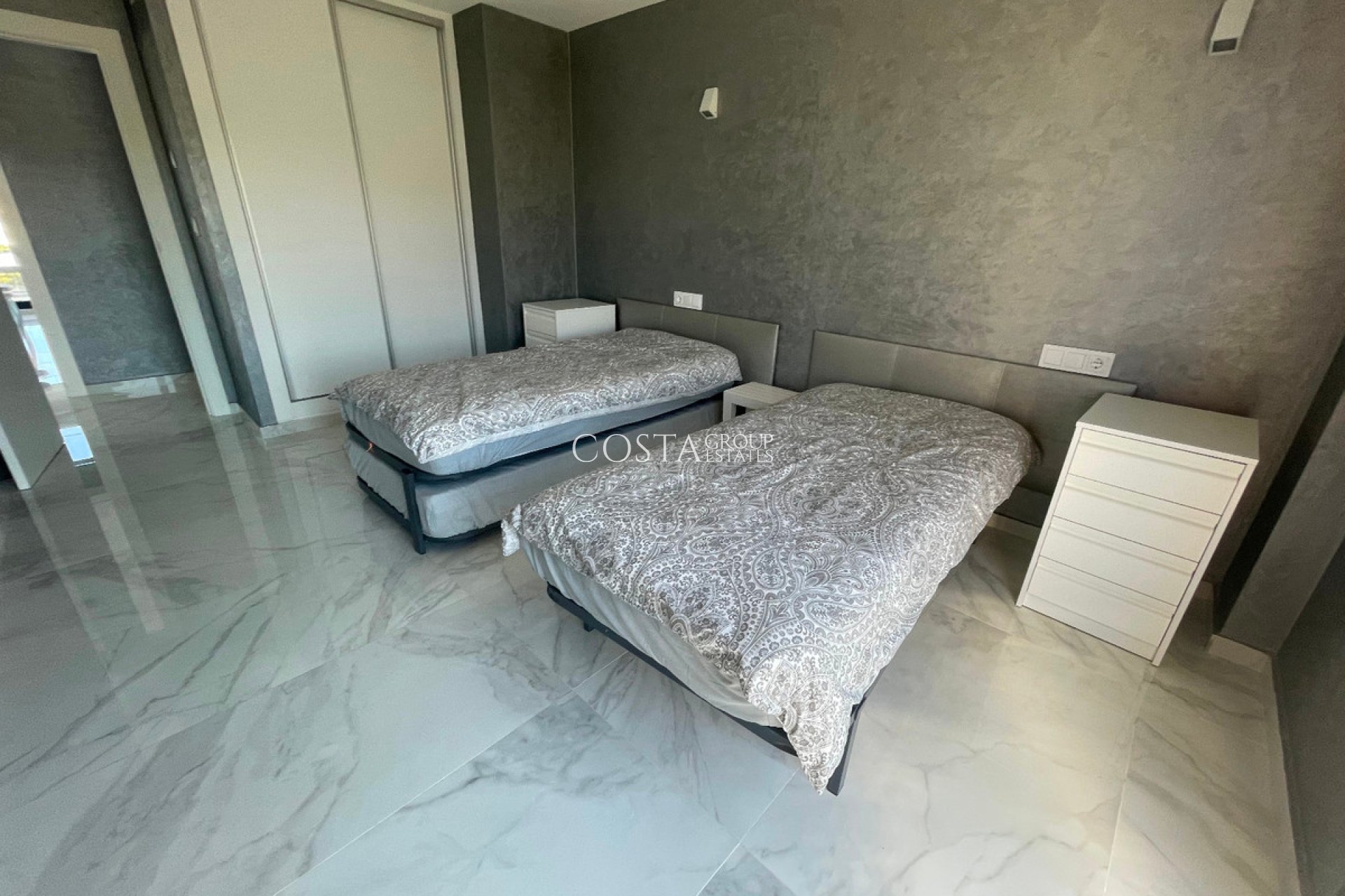 Herverkoop - Villa -
Torrevieja - La Mata