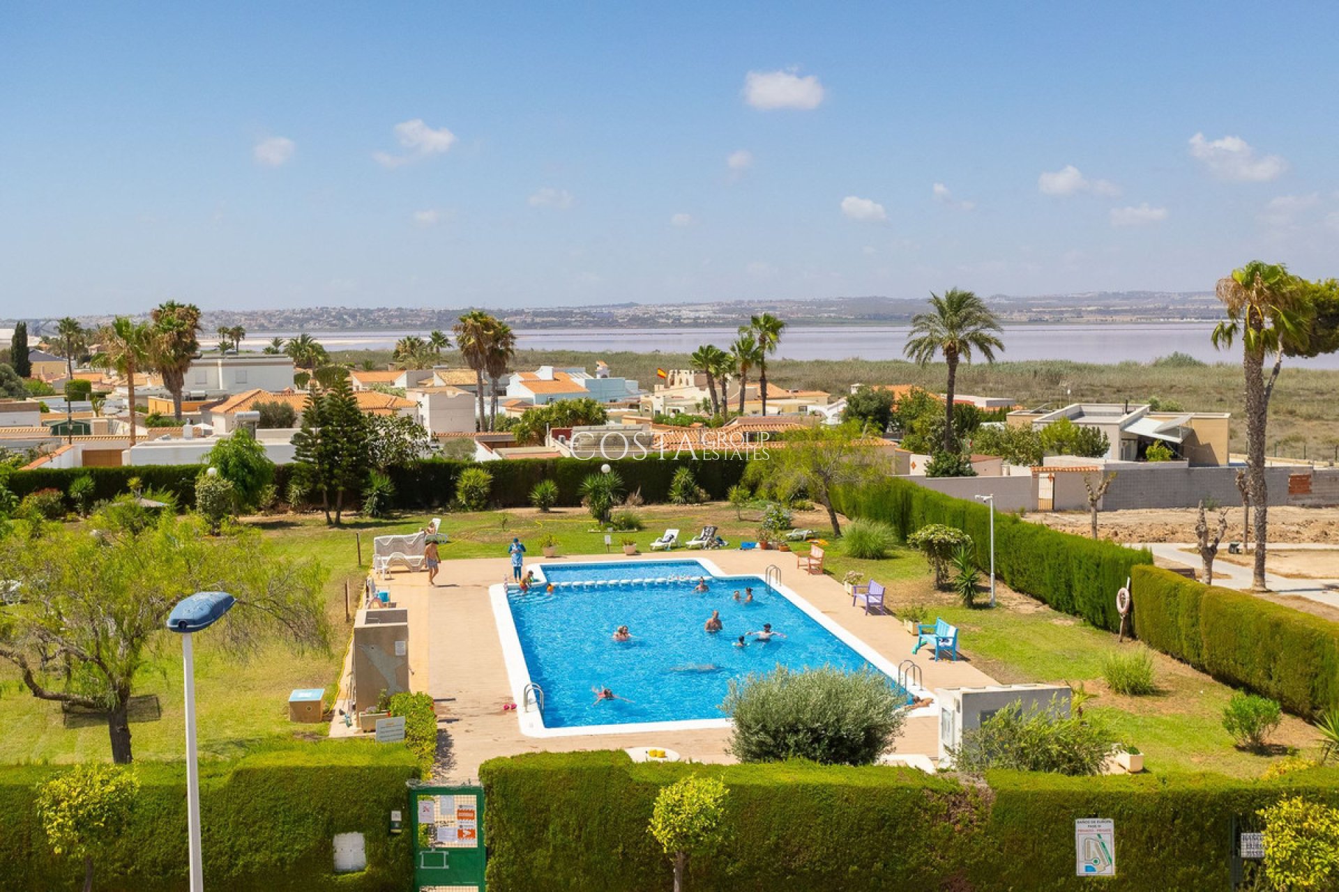 Herverkoop - Villa -
Torrevieja - La Siesta