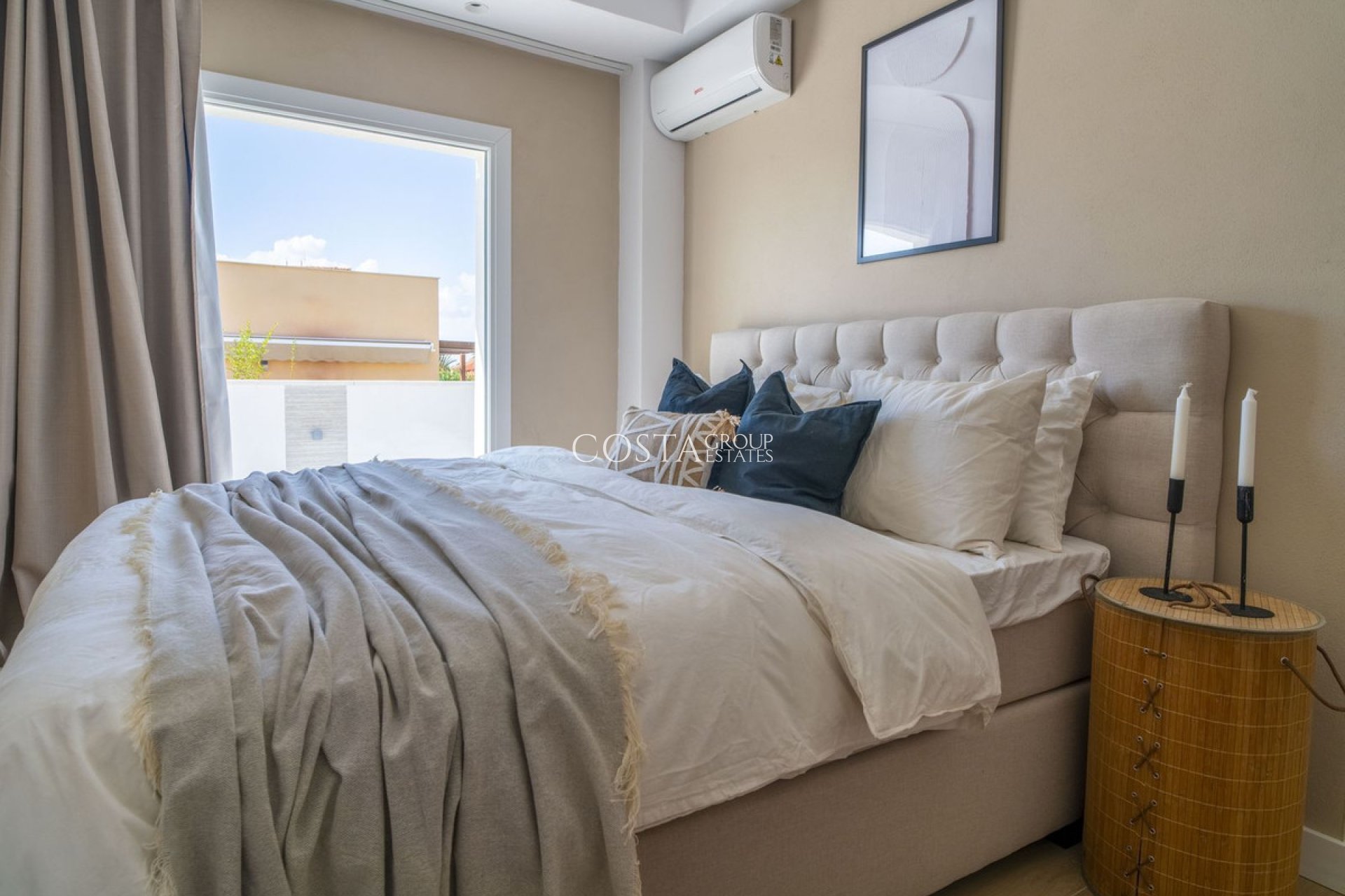 Herverkoop - Villa -
Torrevieja - La Siesta