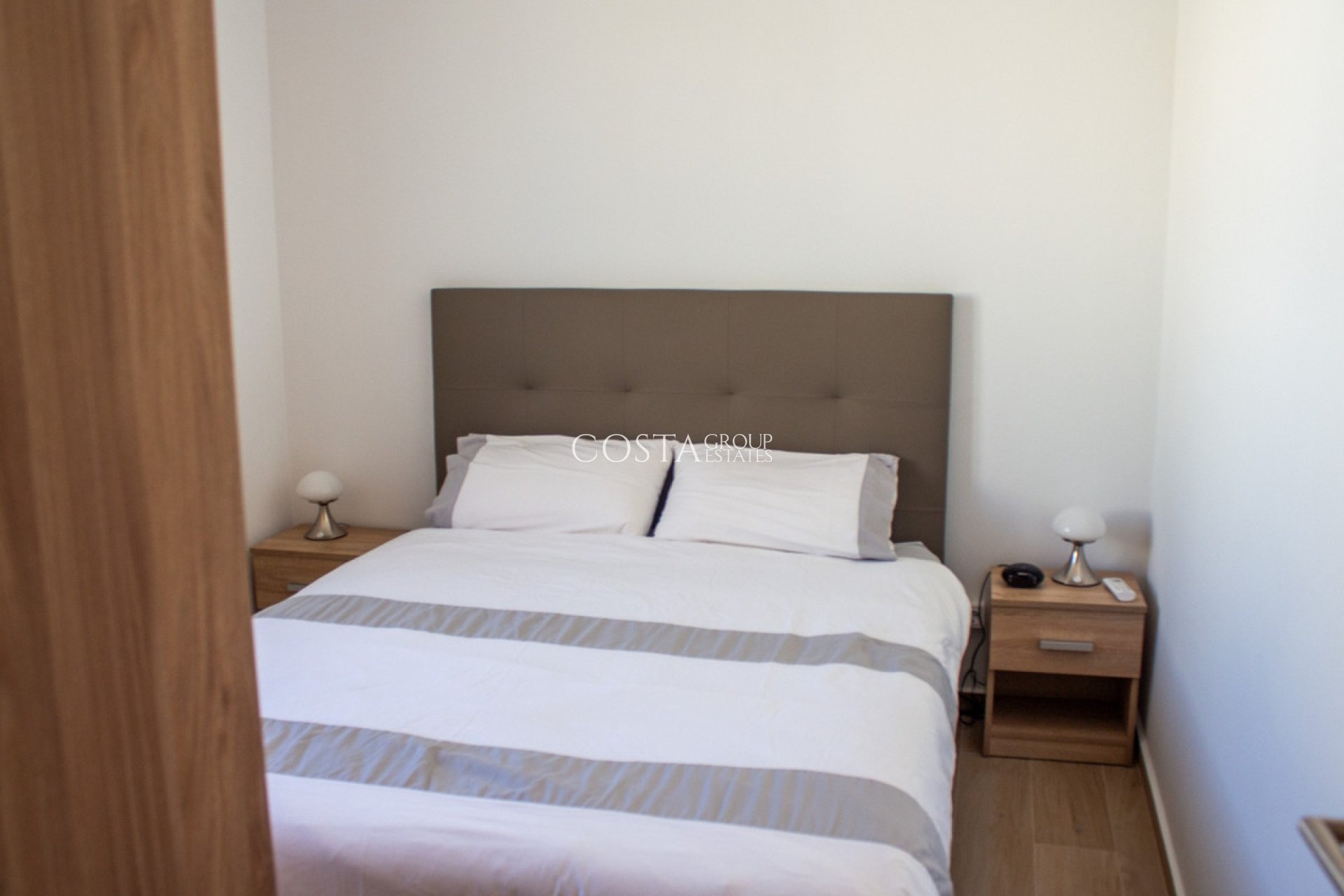 Herverkoop - Villa -
Torrevieja - La Siesta