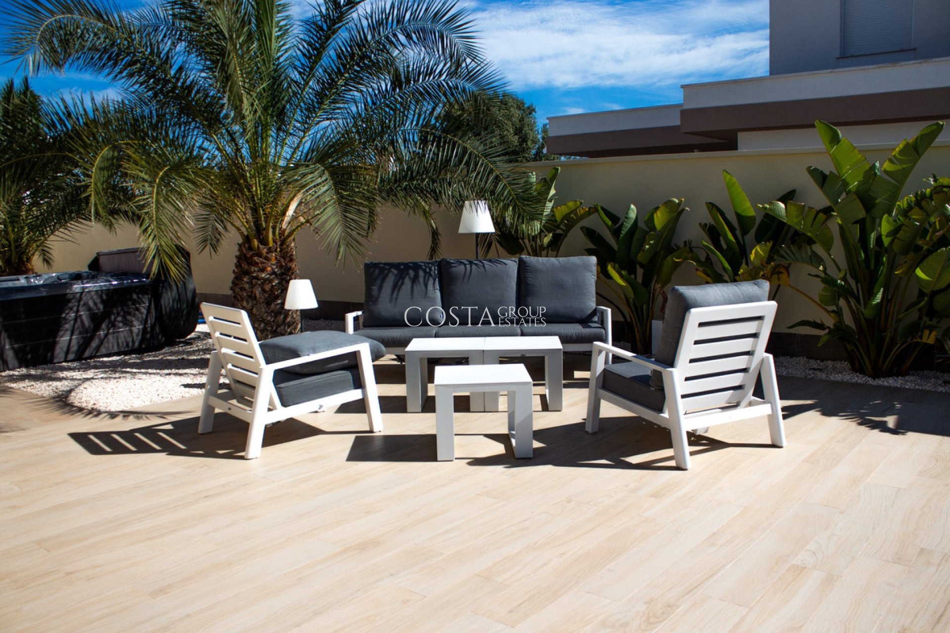 Herverkoop - Villa -
Torrevieja - La Siesta