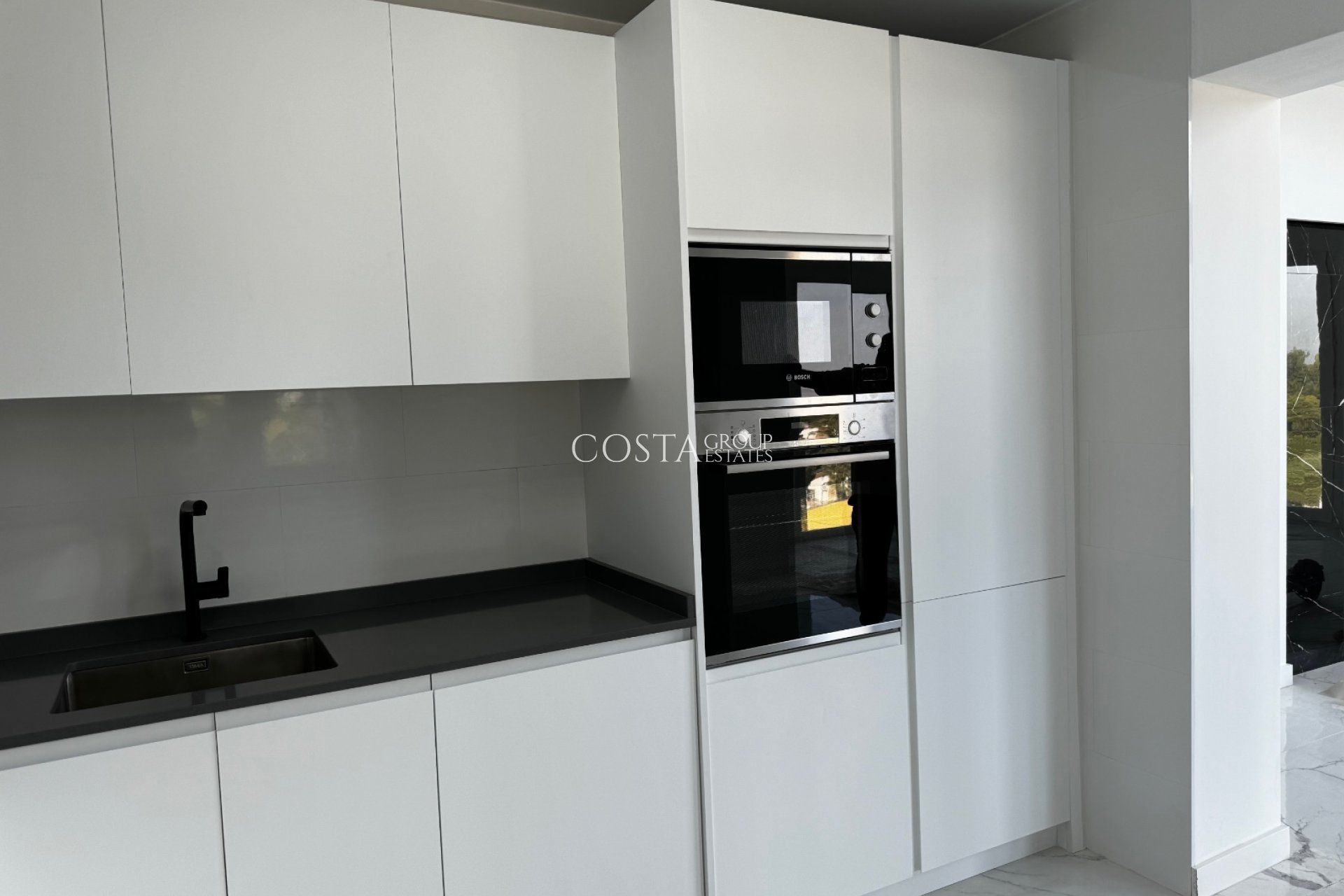 Herverkoop - Villa -
Torrevieja - Los Balcones