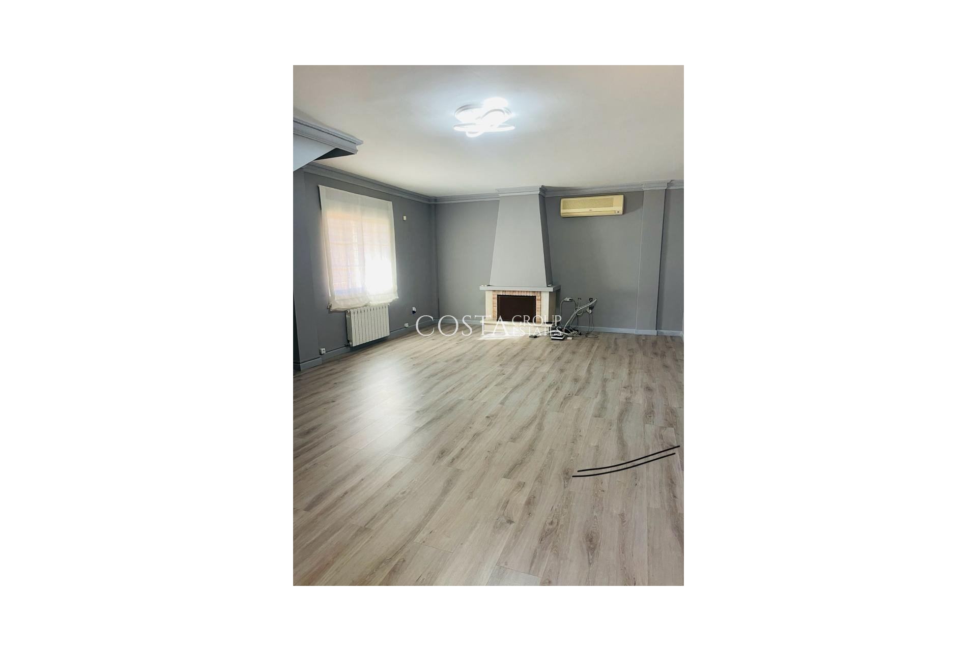 Herverkoop - Villa -
Torrevieja - Los Balcones