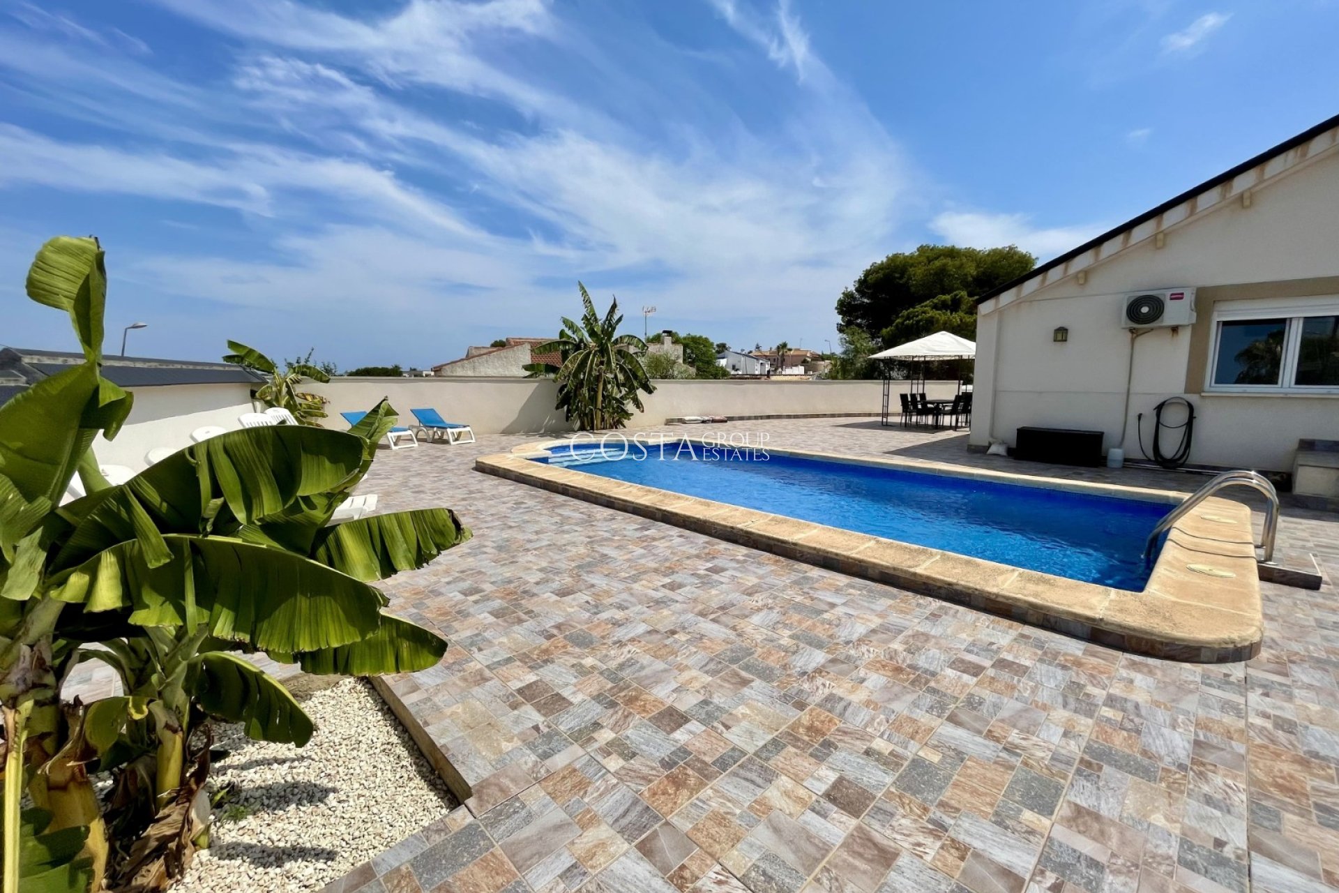 Herverkoop - Villa -
Torrevieja - Los Balcones