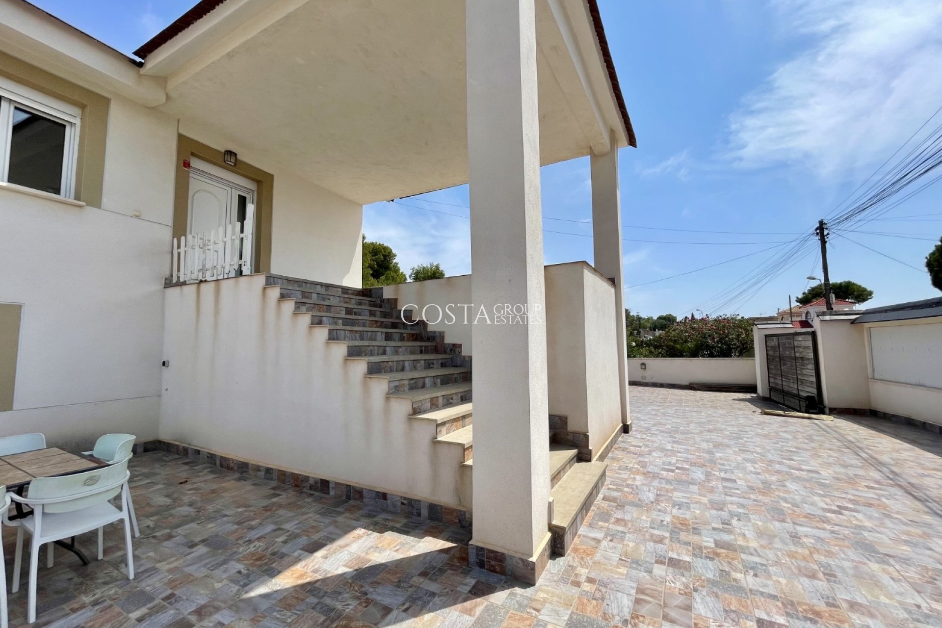 Herverkoop - Villa -
Torrevieja - Los Balcones