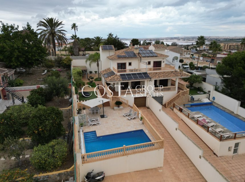Herverkoop - Villa -
Torrevieja - Los Balcones