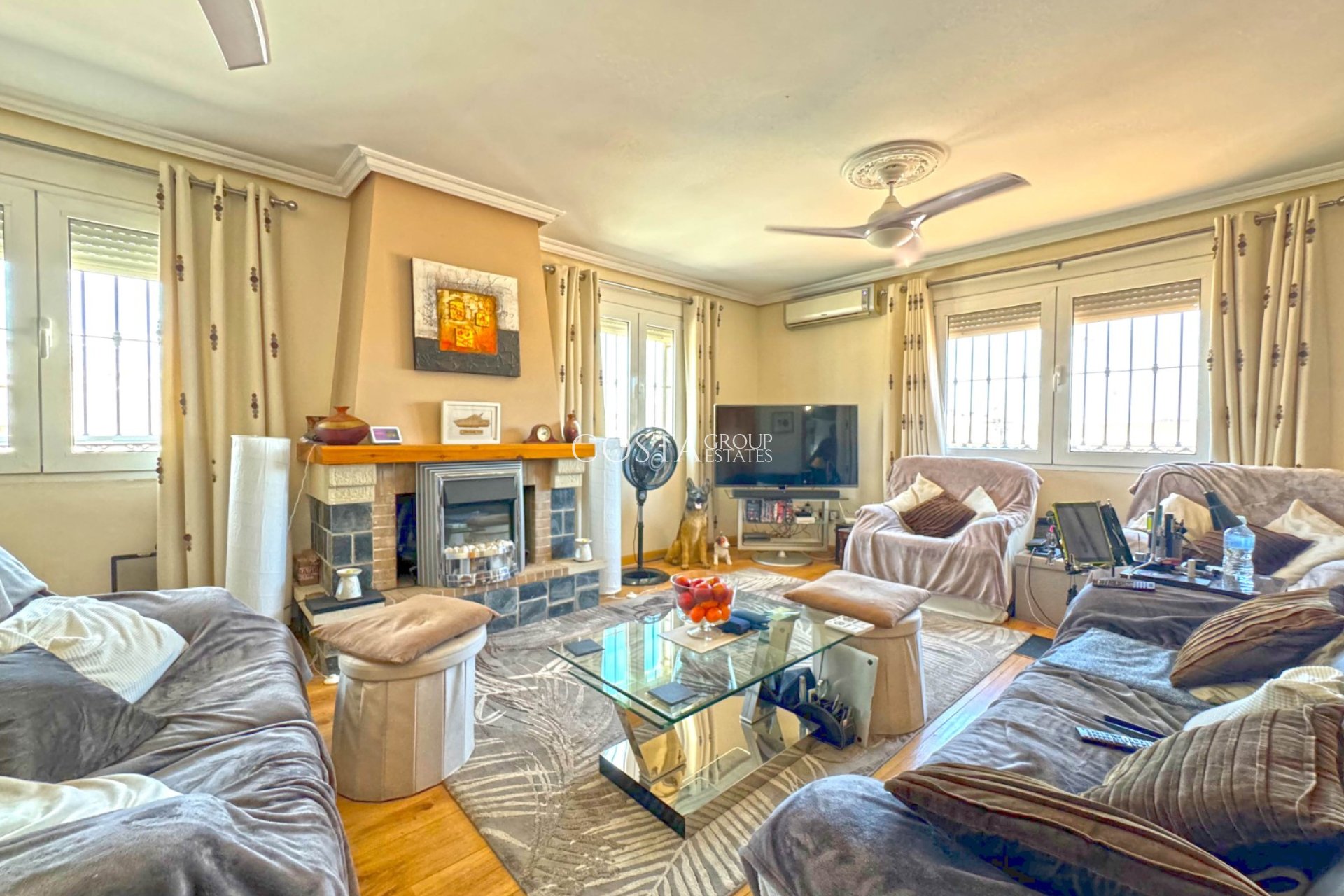 Herverkoop - Villa -
Torrevieja - Los Balcones