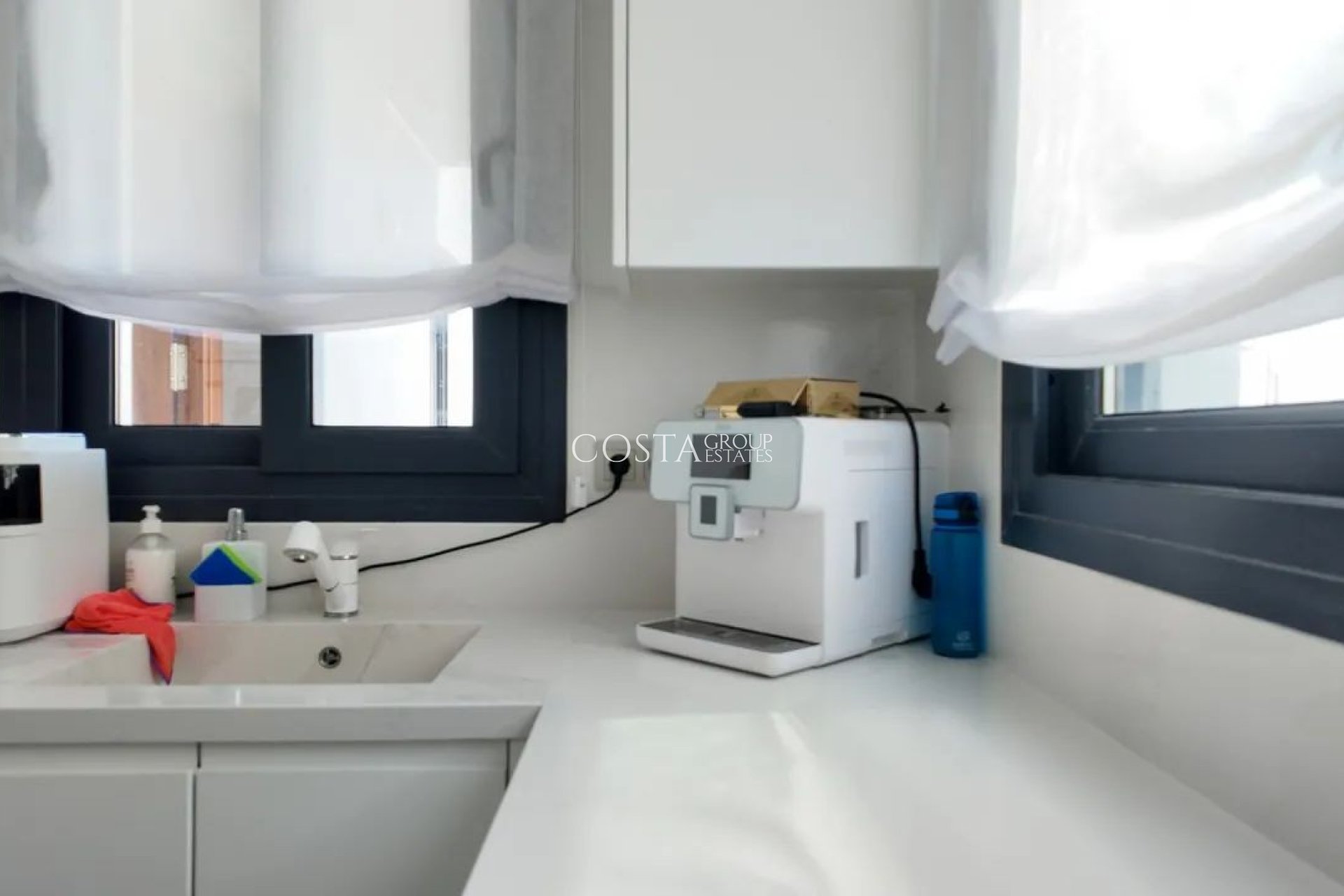 Herverkoop - Villa -
Torrevieja - Los Balcones