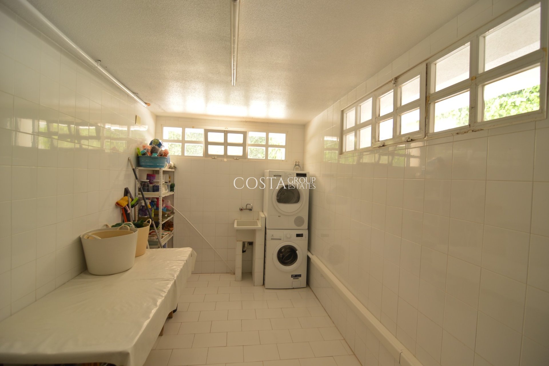 Herverkoop - Villa -
Torrevieja - Torreta Florida