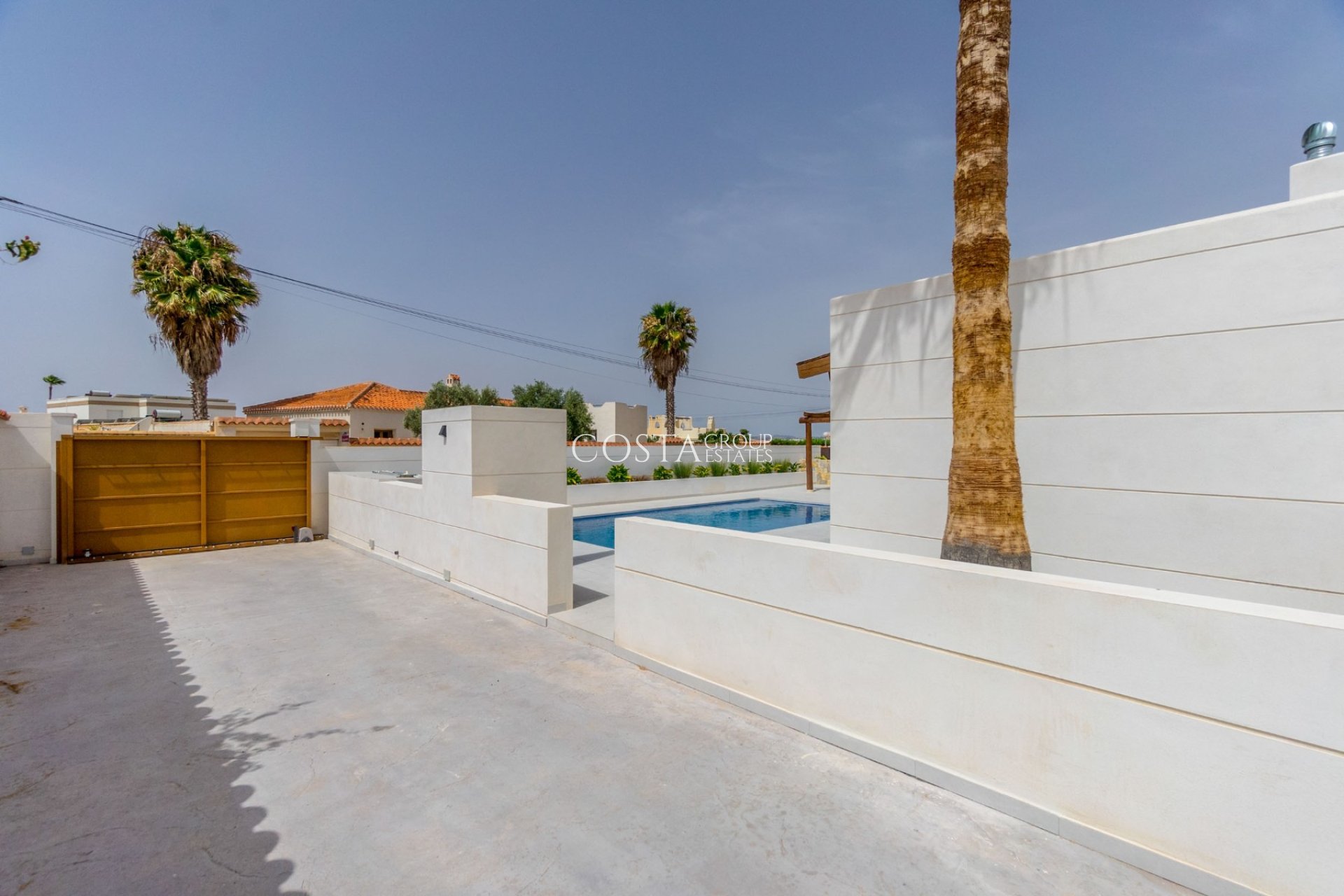Herverkoop - Villa -
Torrevieja - Torreta Florida