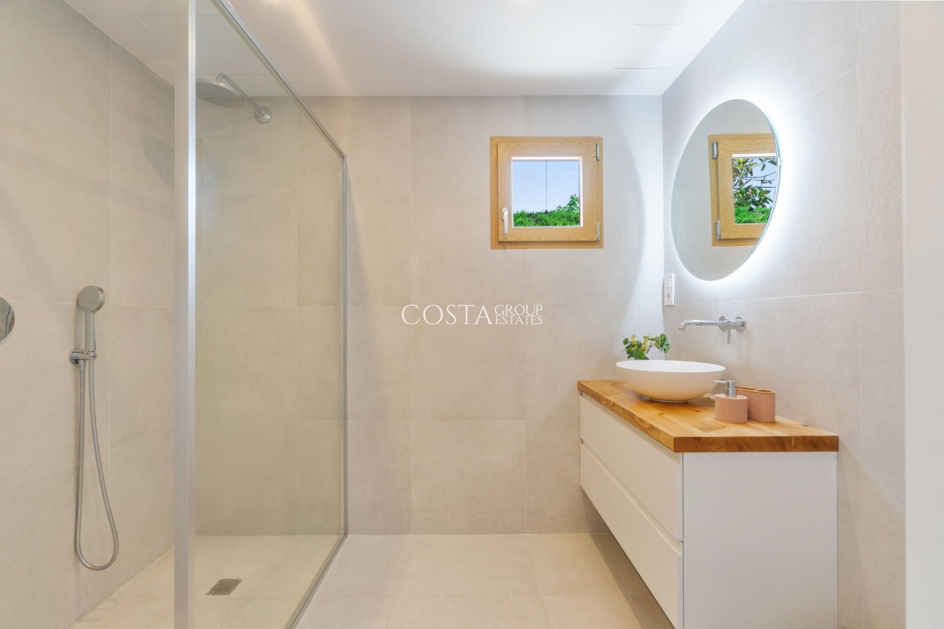 Herverkoop - Villa -
Torrevieja - Torreta Florida