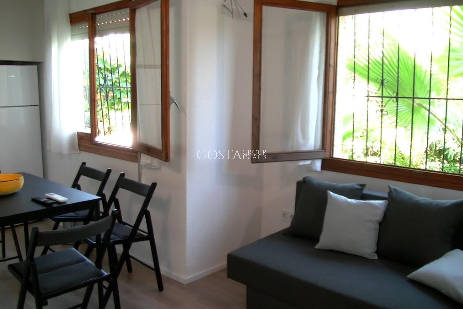 Herverkoop - Villa -
Torrevieja - Torrevieja Centro