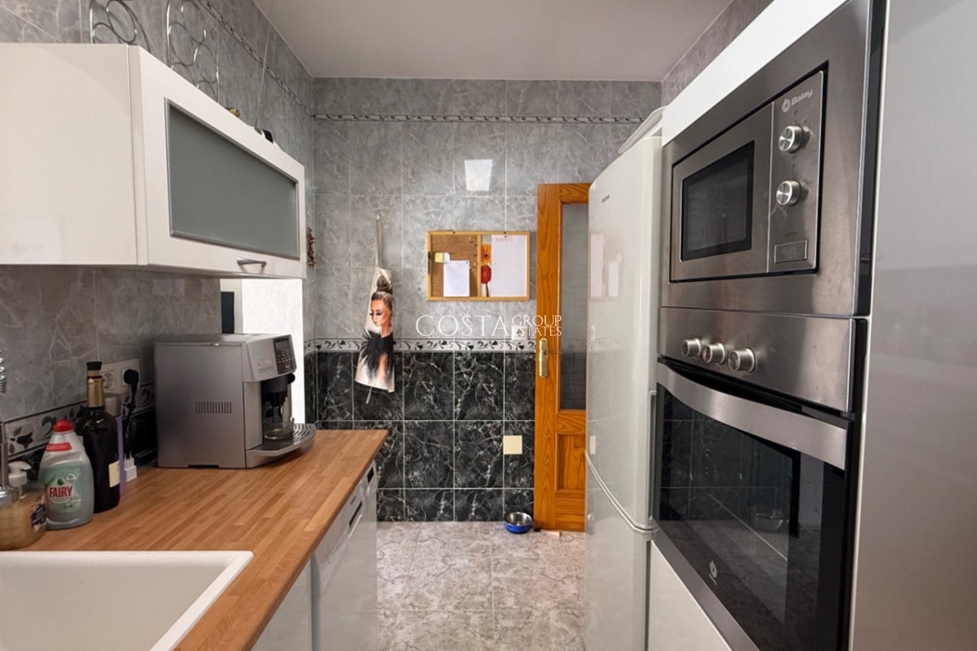 Herverkoop - Villa -
Torrevieja - Torrevieja Centro