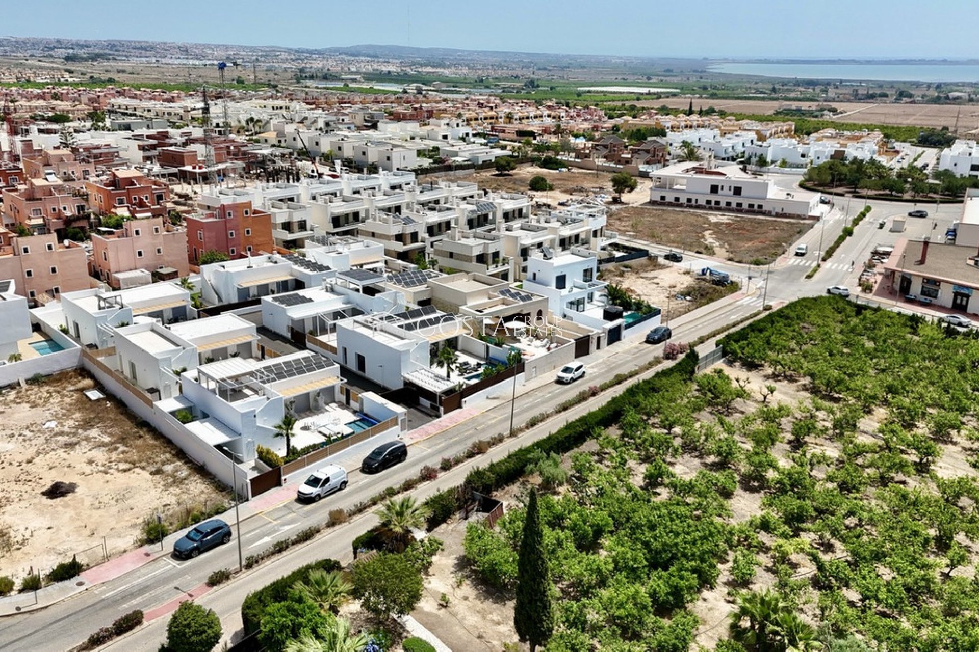 Herverkoop - Villa -
Torrevieja - Torrevieja Centro
