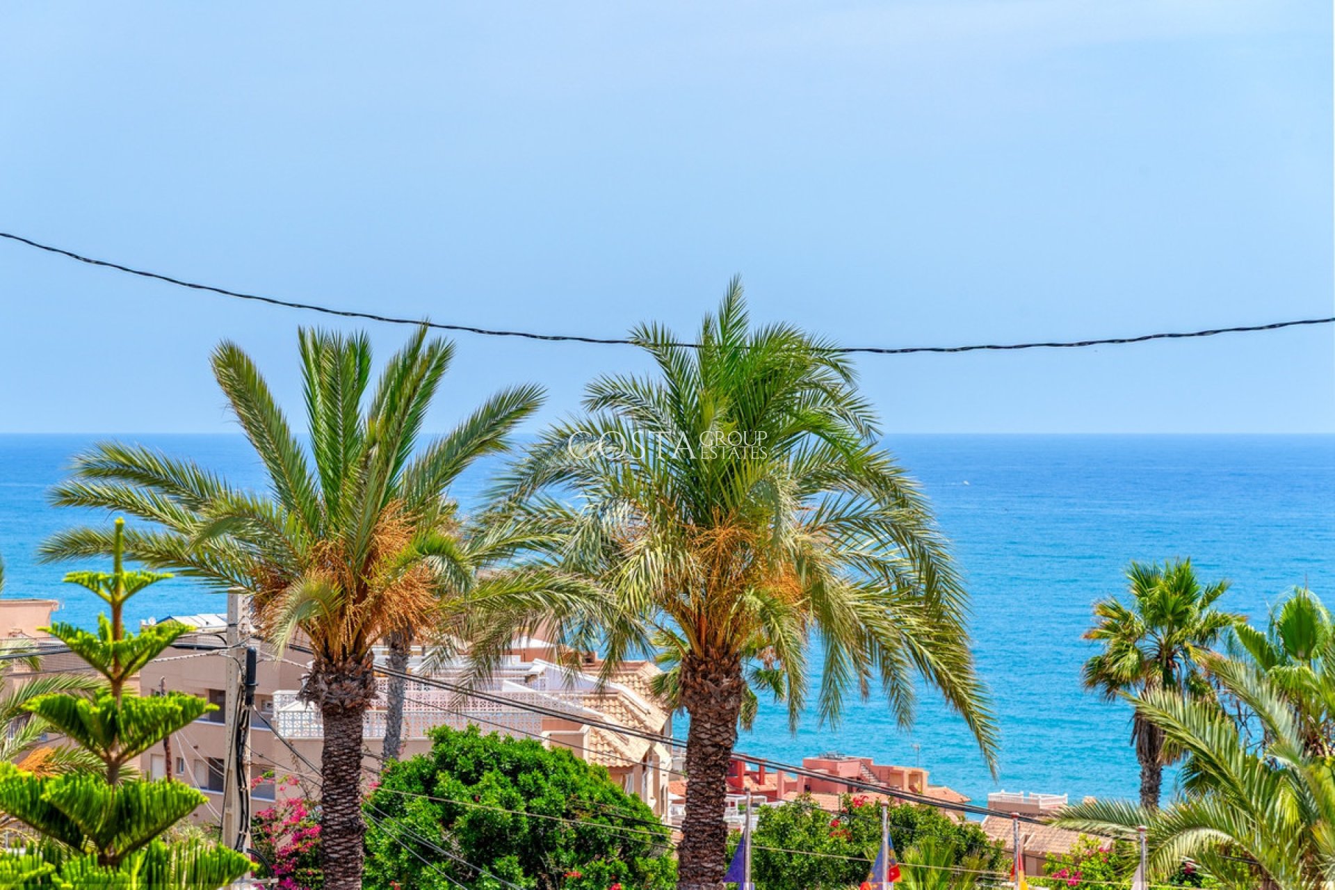 Herverkoop - Villa -
Torrevieja - Torrevieja Centro