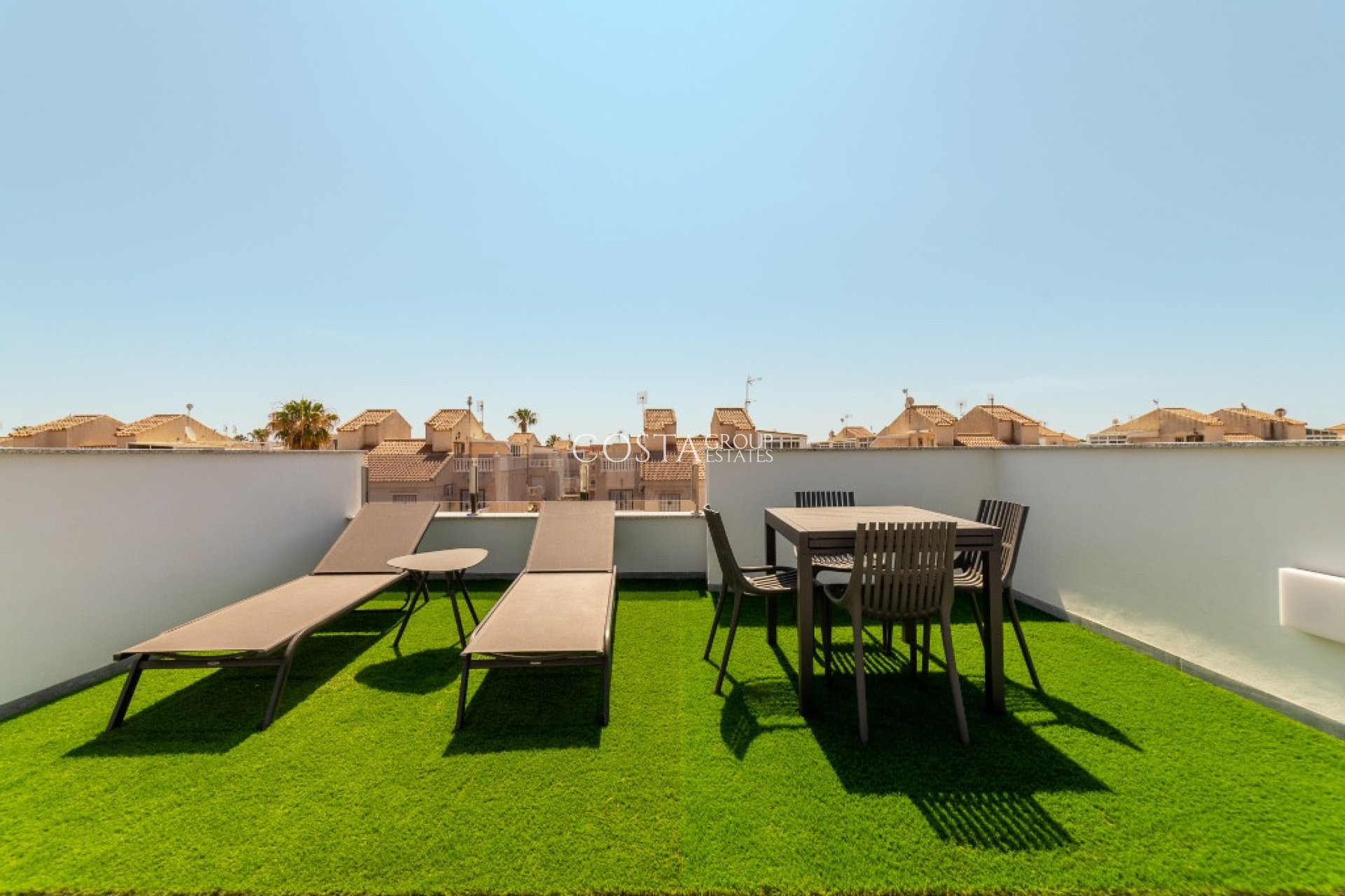 Herverkoop - Villa -
Torrevieja - Torrevieja Centro