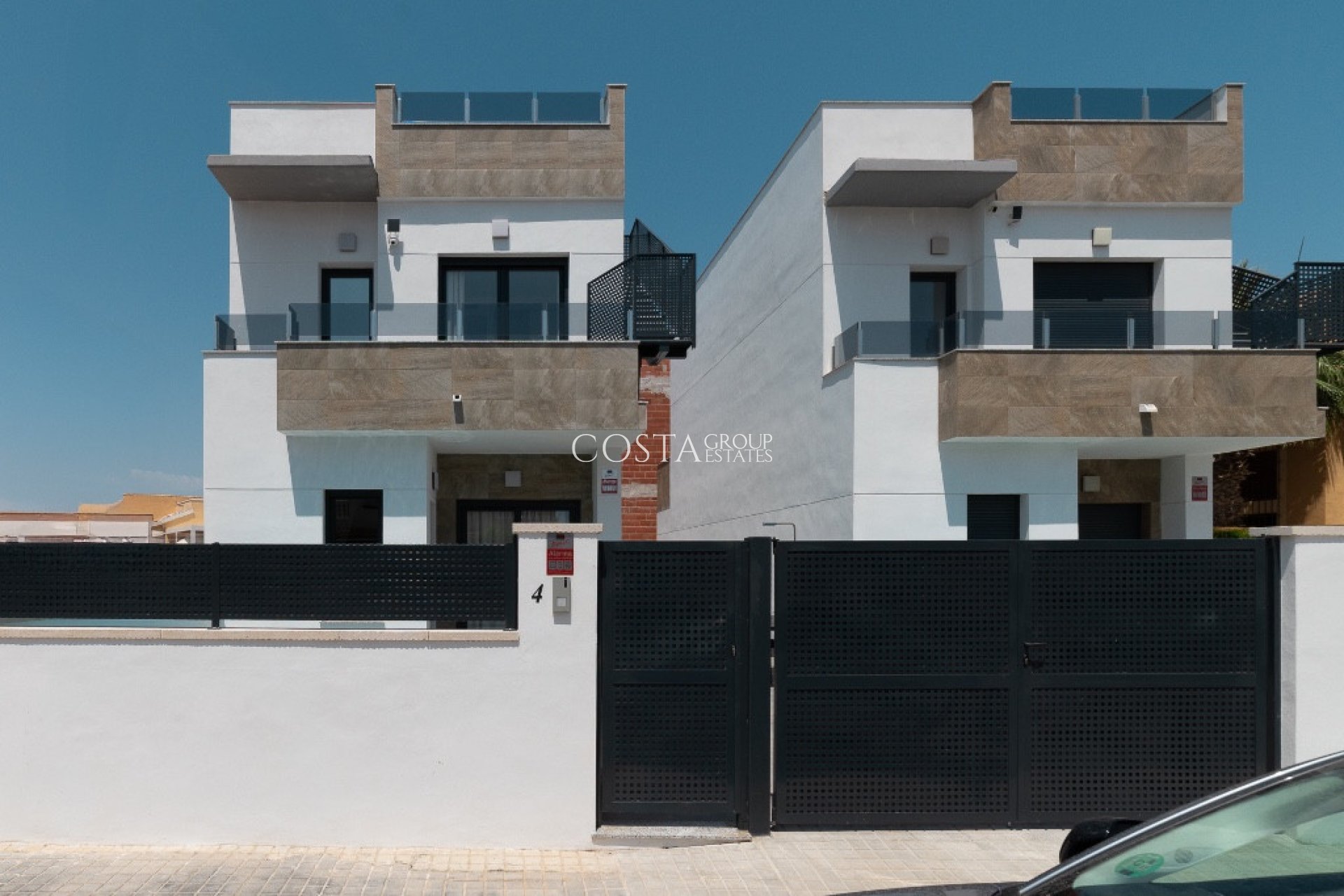 Herverkoop - Villa -
Torrevieja - Torrevieja Centro