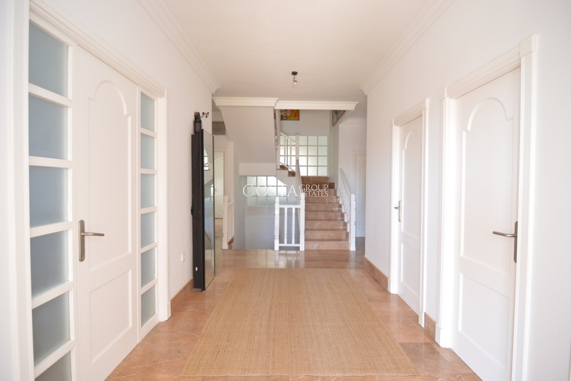 Herverkoop - Villa -
Torrevieja - Torrevieja Centro