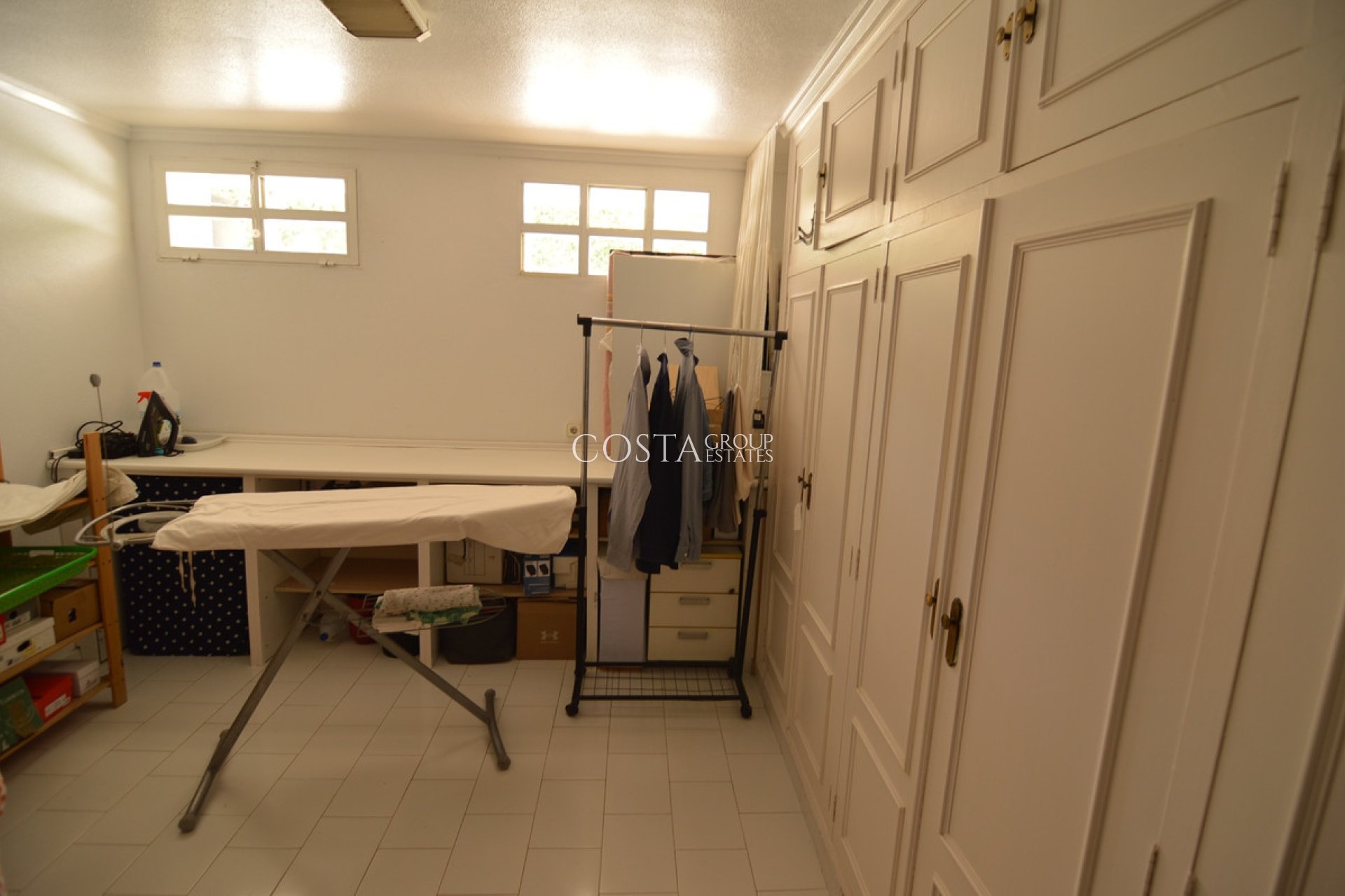 Herverkoop - Villa -
Torrevieja - Torrevieja Centro