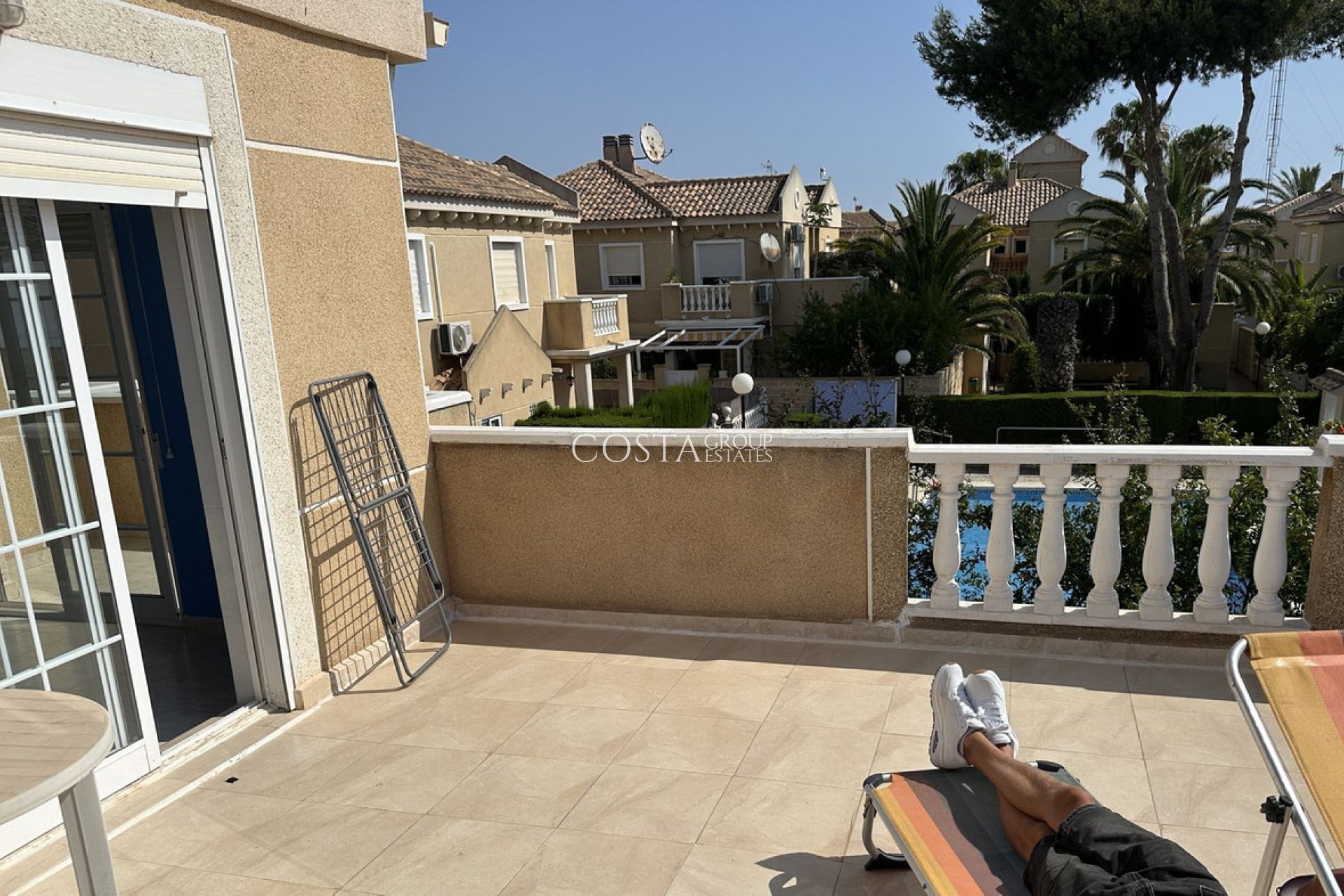 Herverkoop - Villa -
Torrevieja - Torrevieja Centro