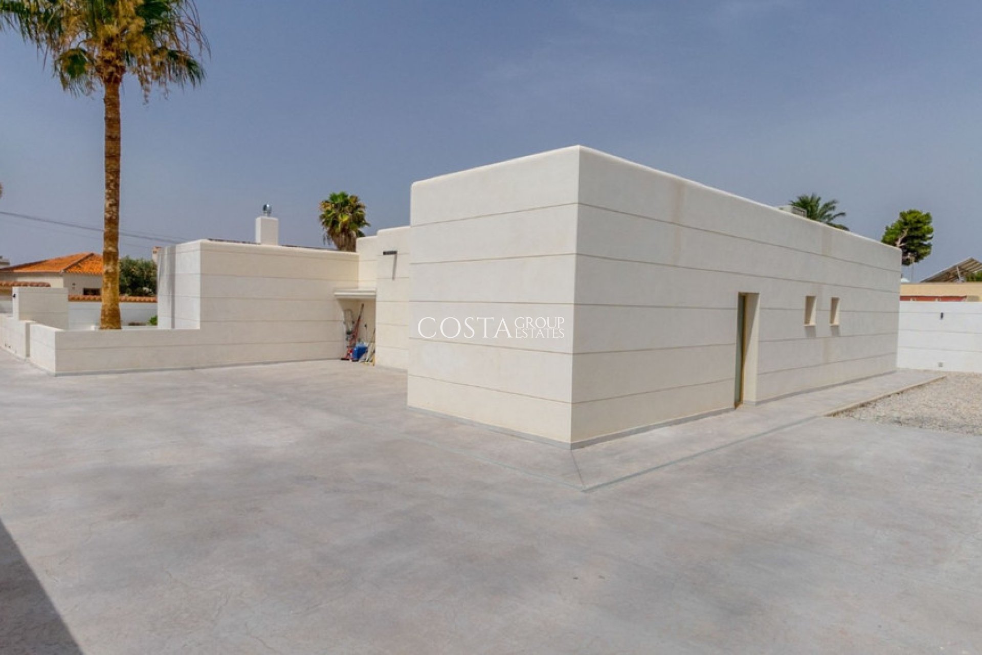 Herverkoop - Villa -
Torrevieja - Torrevieja Centro