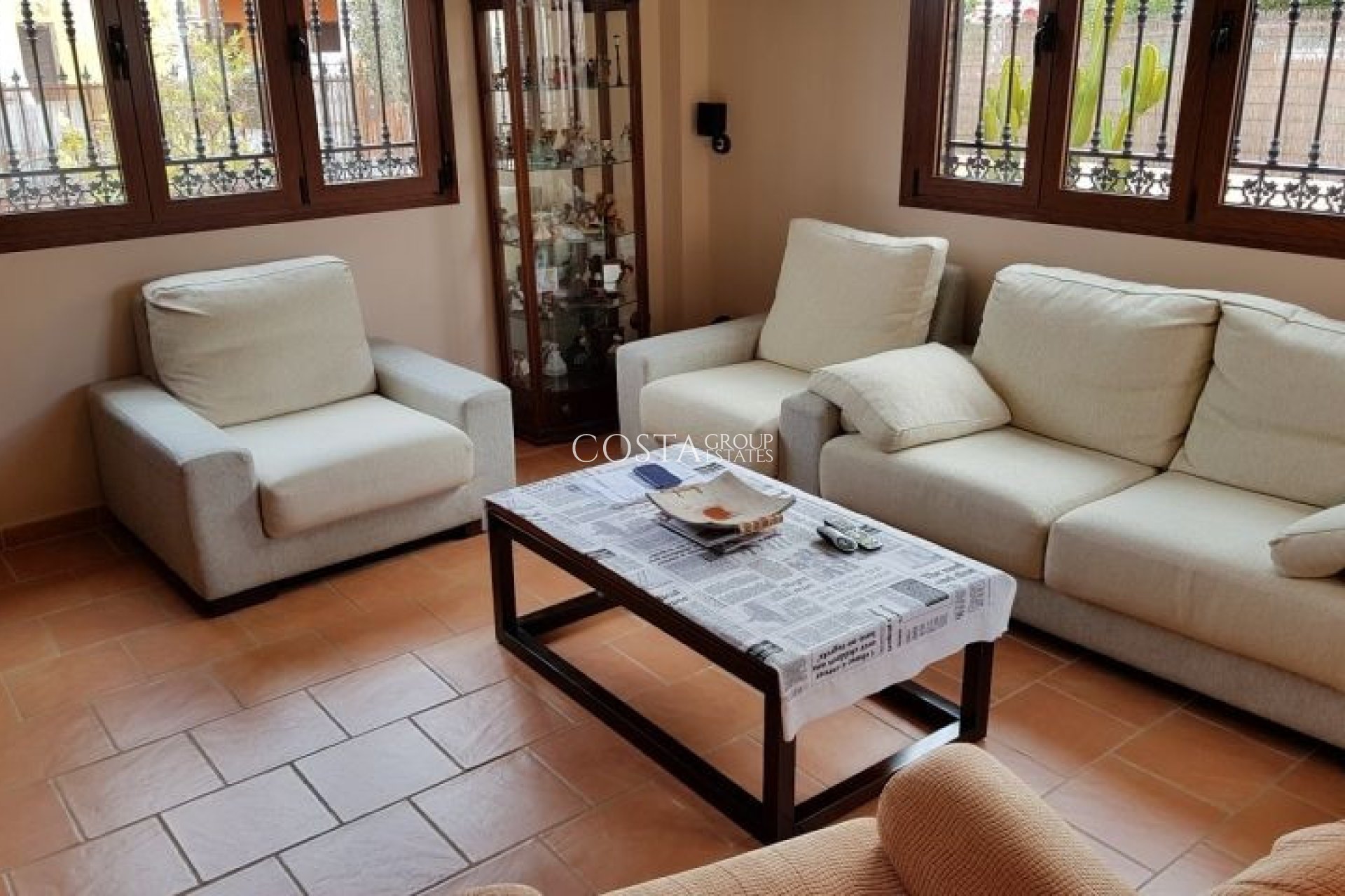 Herverkoop - Villa -
Torrevieja - Torrevieja Centro