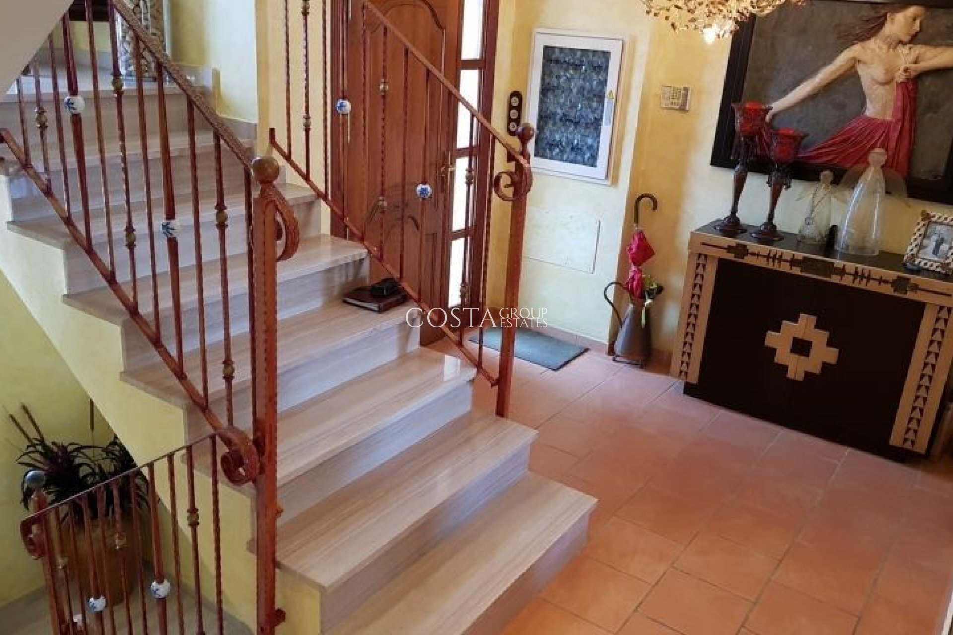 Herverkoop - Villa -
Torrevieja - Torrevieja Centro