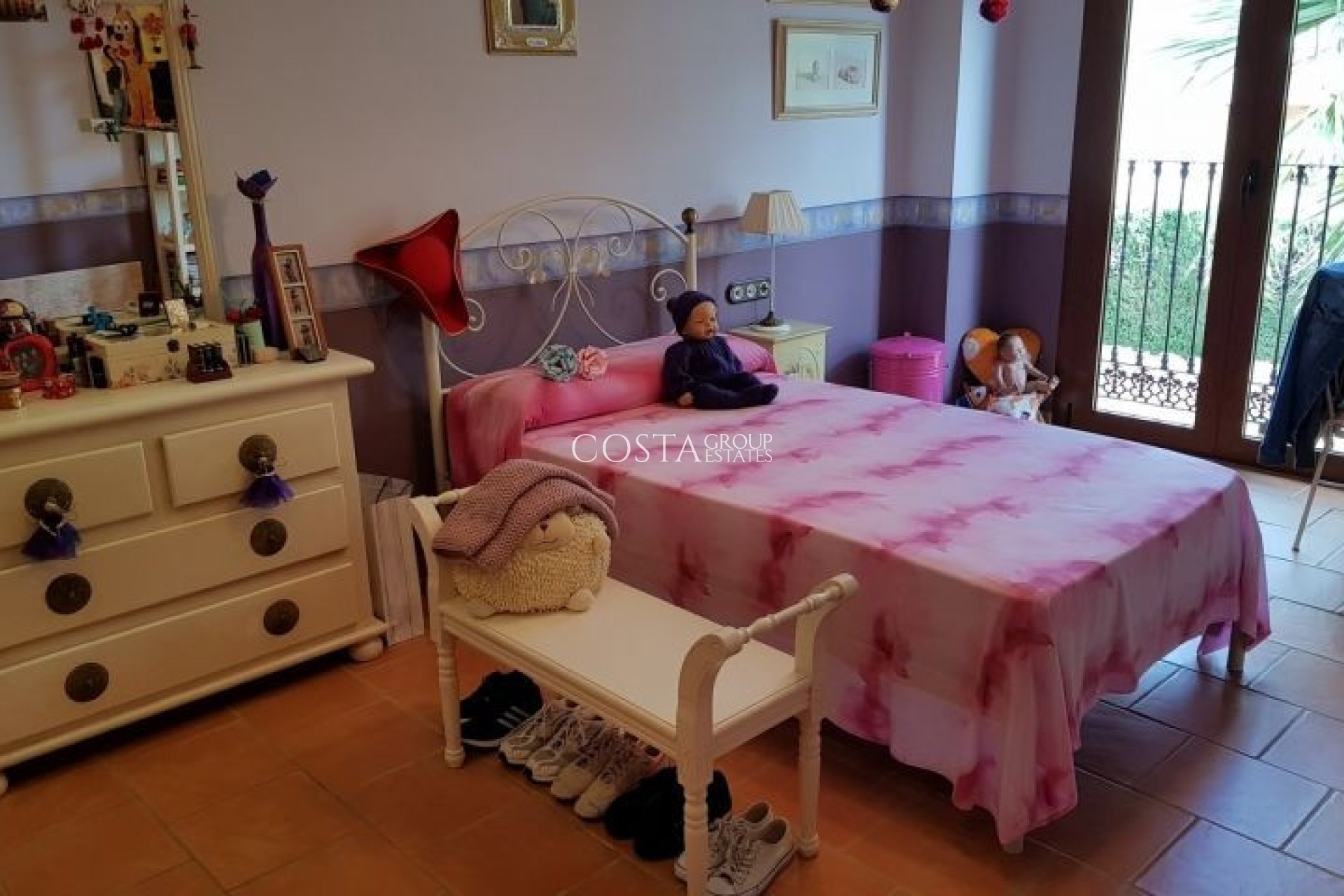 Herverkoop - Villa -
Torrevieja - Torrevieja Centro