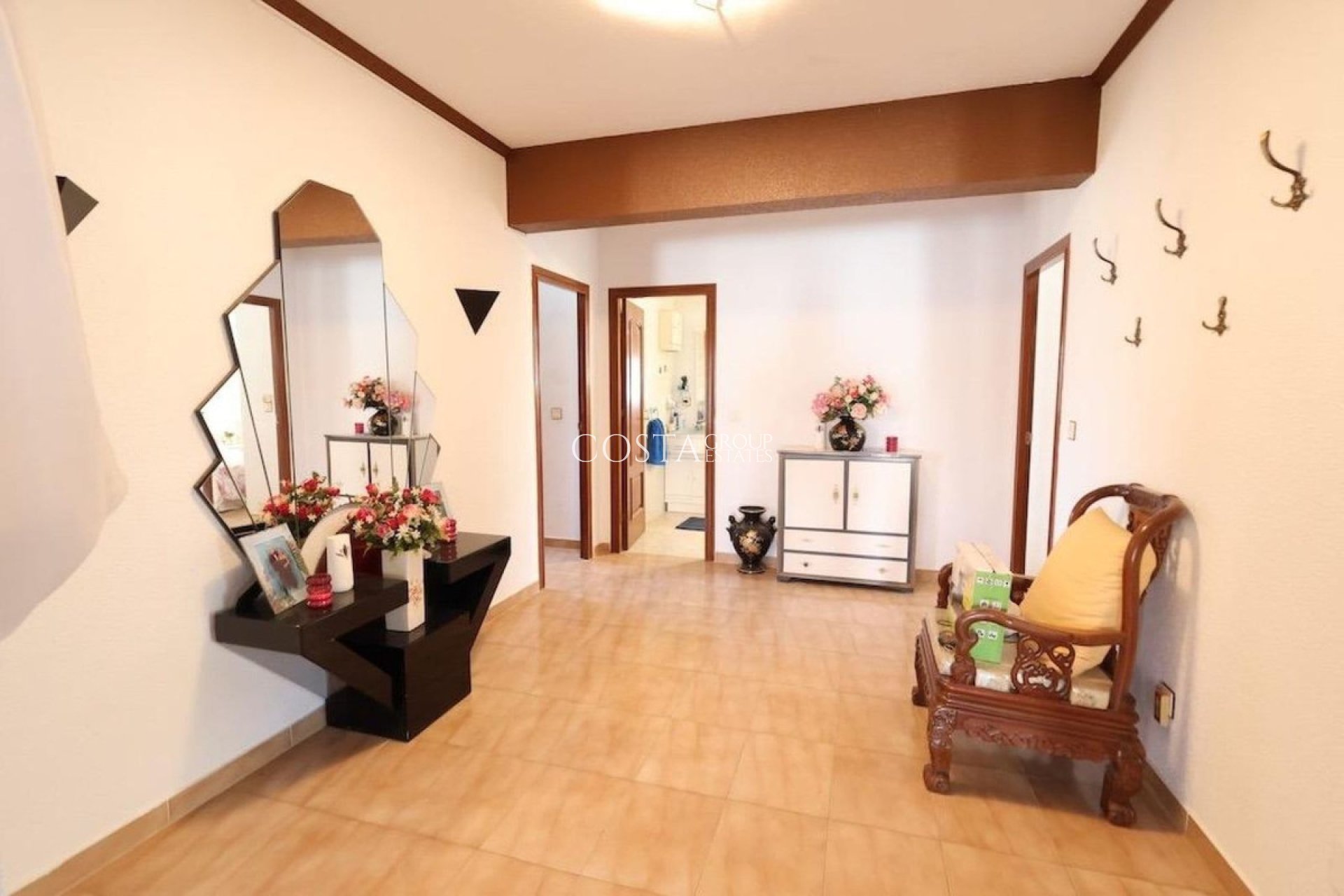 Herverkoop - Villa -
Torrevieja - Torrevieja Centro