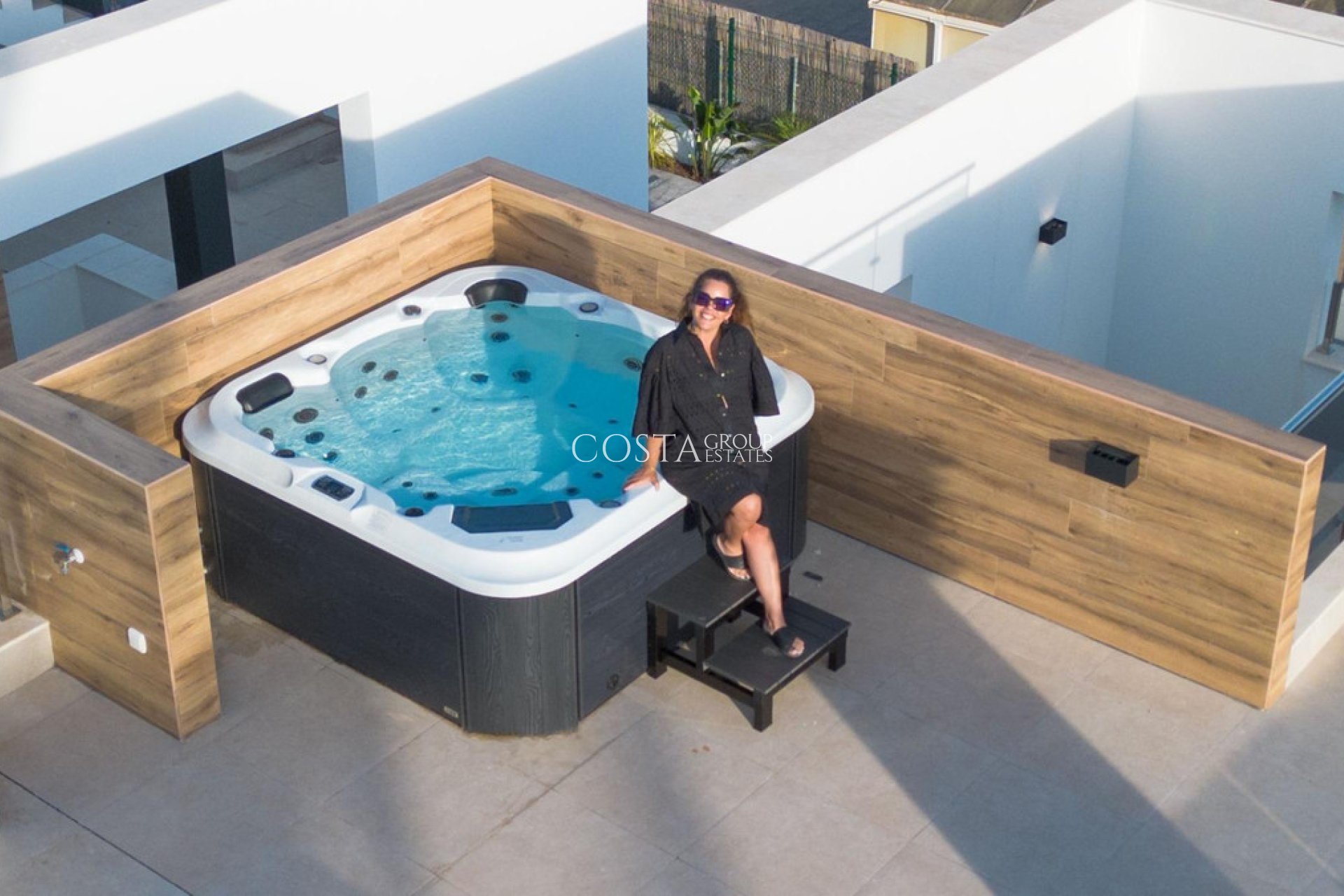 Herverkoop - Villa -
Torrevieja - Torrevieja Centro