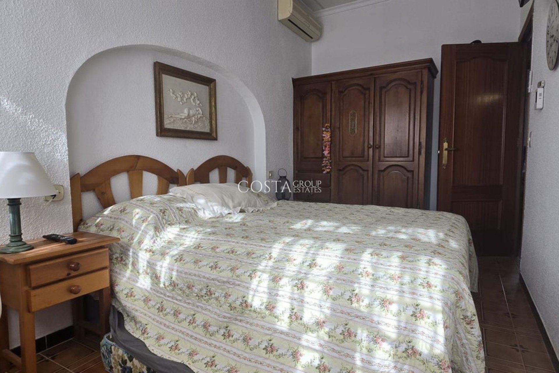 Herverkoop - Villa -
Torrevieja - Torrevieja Centro